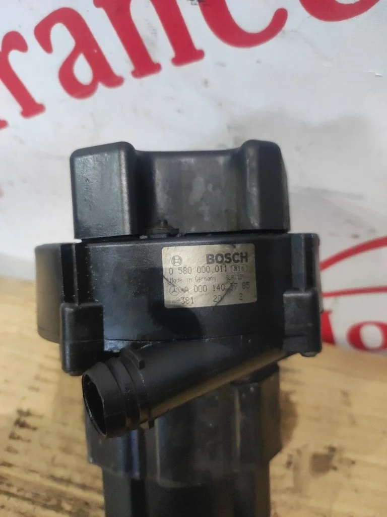 Насос продувки катализатора Mercedes M-Class 2001 A0001403785 W163 2.7 CDI OM612