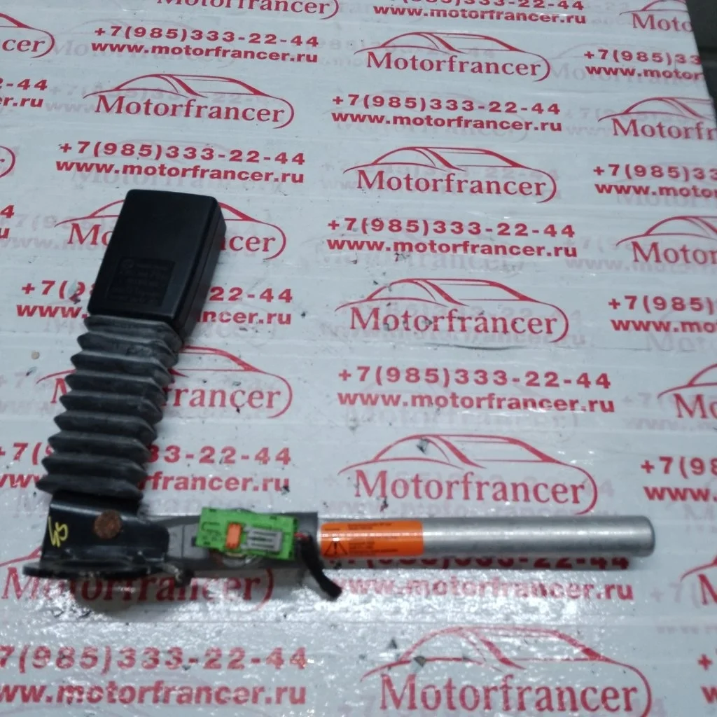 Замок ремня безопасности Mercedes-Benz C-Class A2038602869