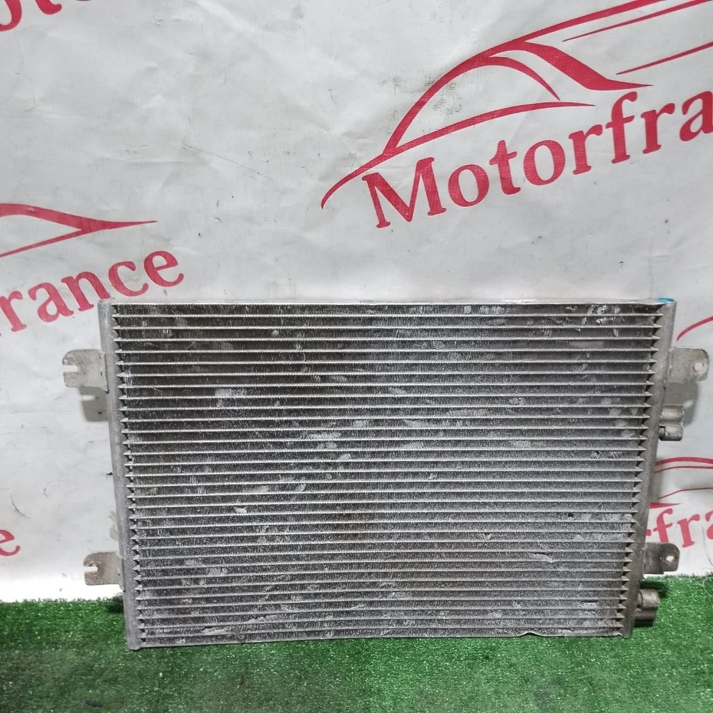 Радиатор кондиционера (конденсер) Renault Logan 8200182361 1