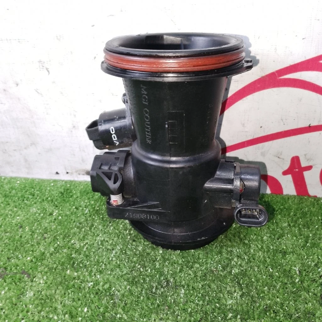 Дроссельная заслонка Renault Logan 8200682611 1