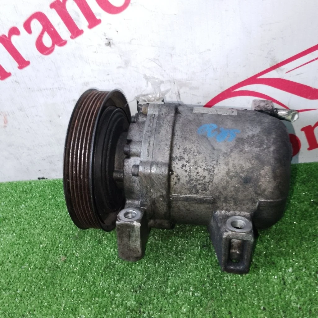 Компрессор кондиционера Nissan Primera 926002J203 P11 SR20