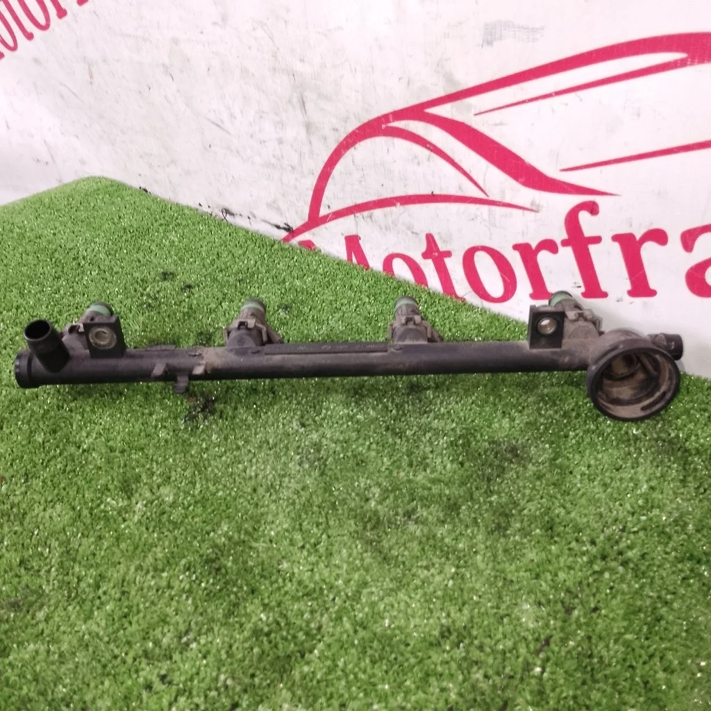 Топливная рампа Renault Laguna 2002 7700112777 2 2.0 F4R