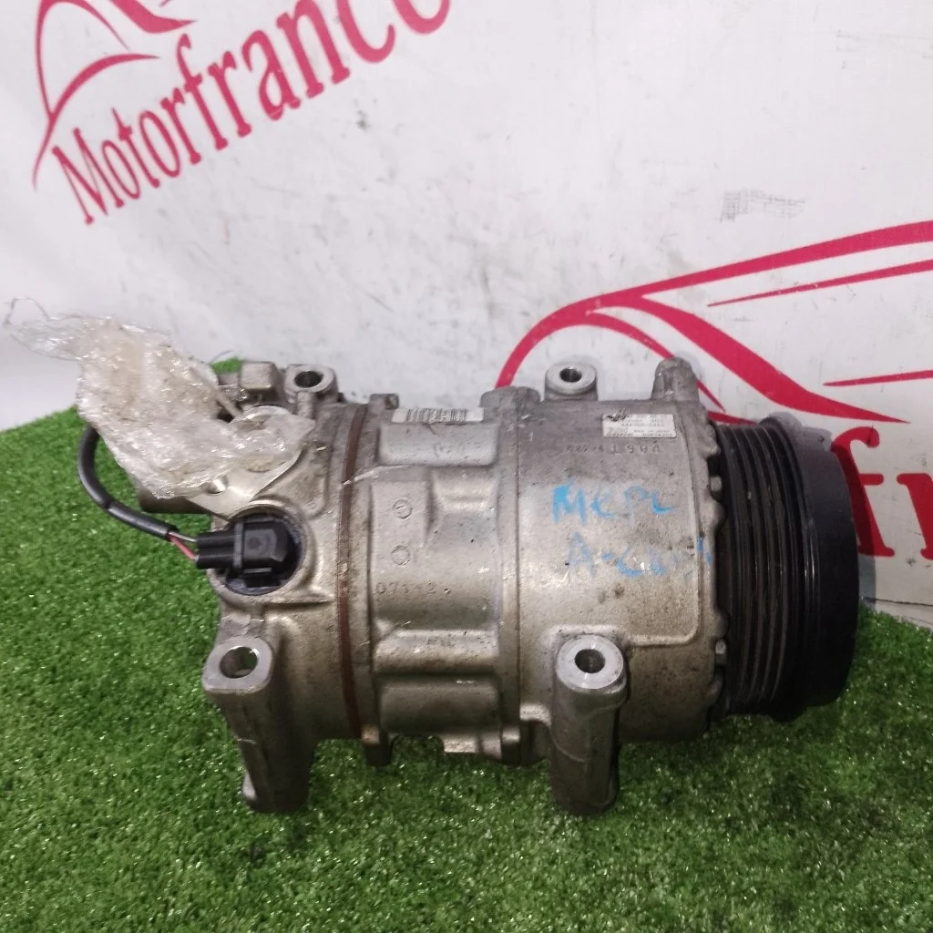 Компрессор кондиционера Mercedes-Benz A-Class A0022304811 W169