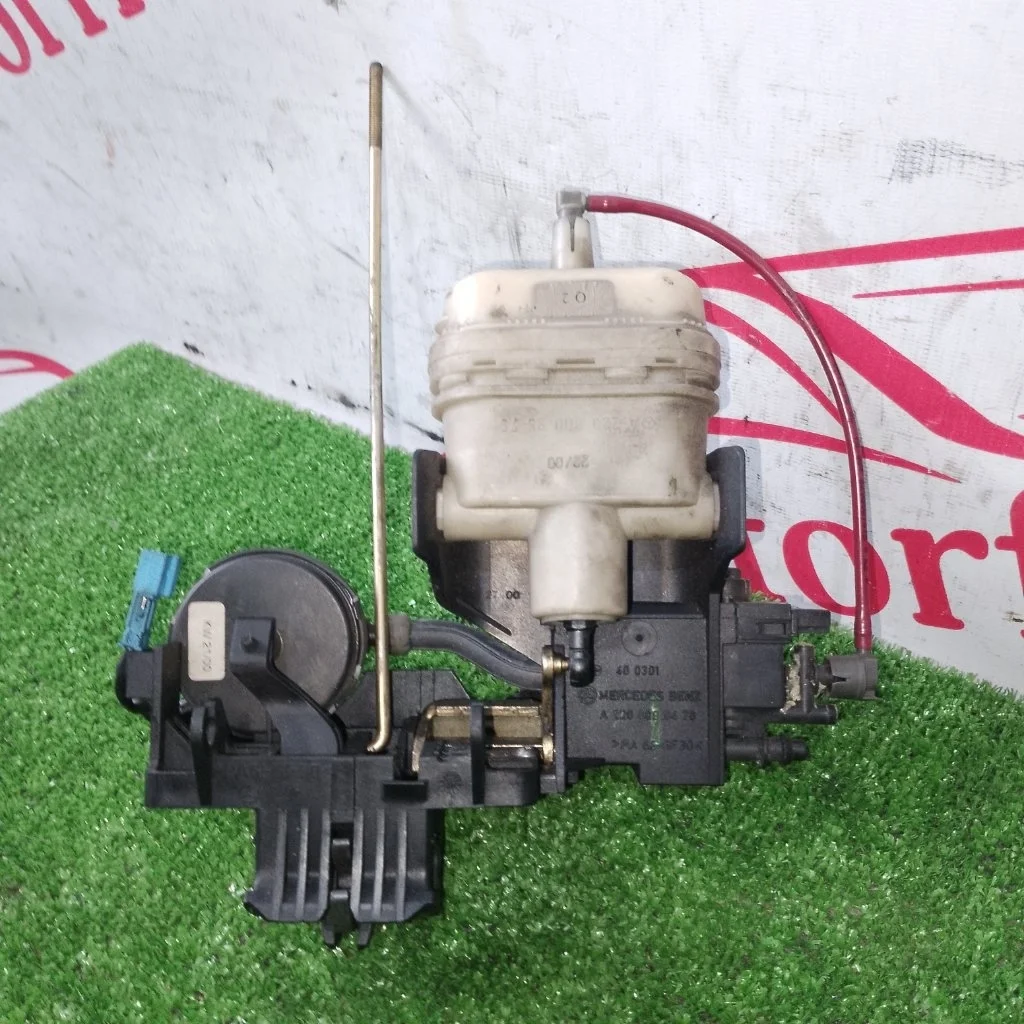 Замок багажника Mercedes-benz S-Class A2208000478 W220