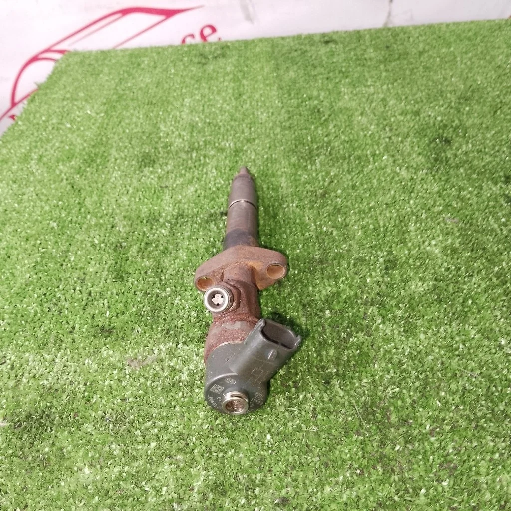 Форсунка дизельная электрическая Renault Master 0445110084 2 2.2 G9T