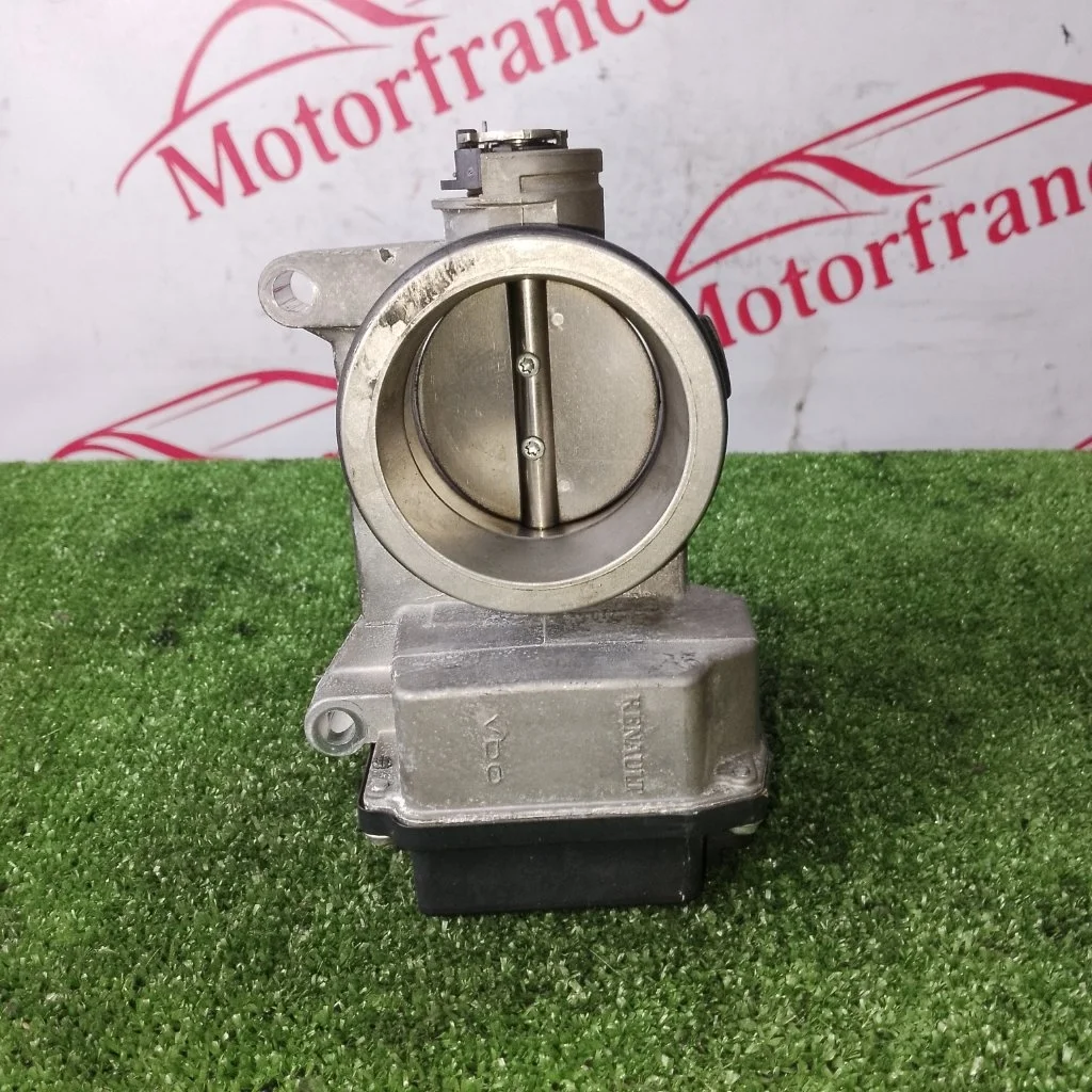 Дроссельная заслонка Renault Laguna 8200063652 2 F4P