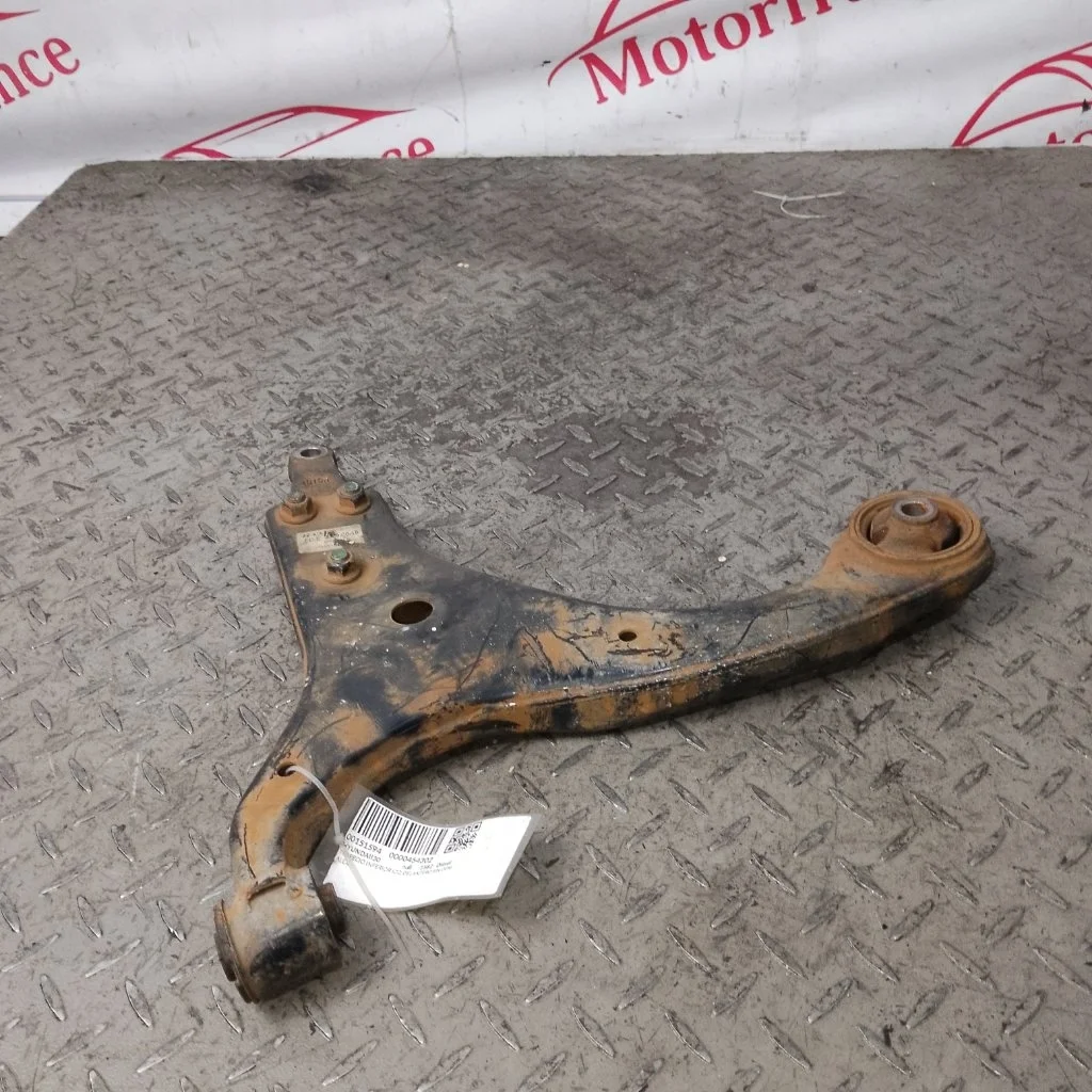 Рычаг передний Hyundai i30 2009 545002H000, левый