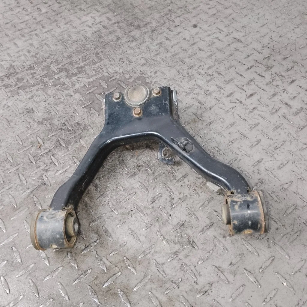 Рычаг передний Mitsubishi Pajero 2016 4010A037 4, левый