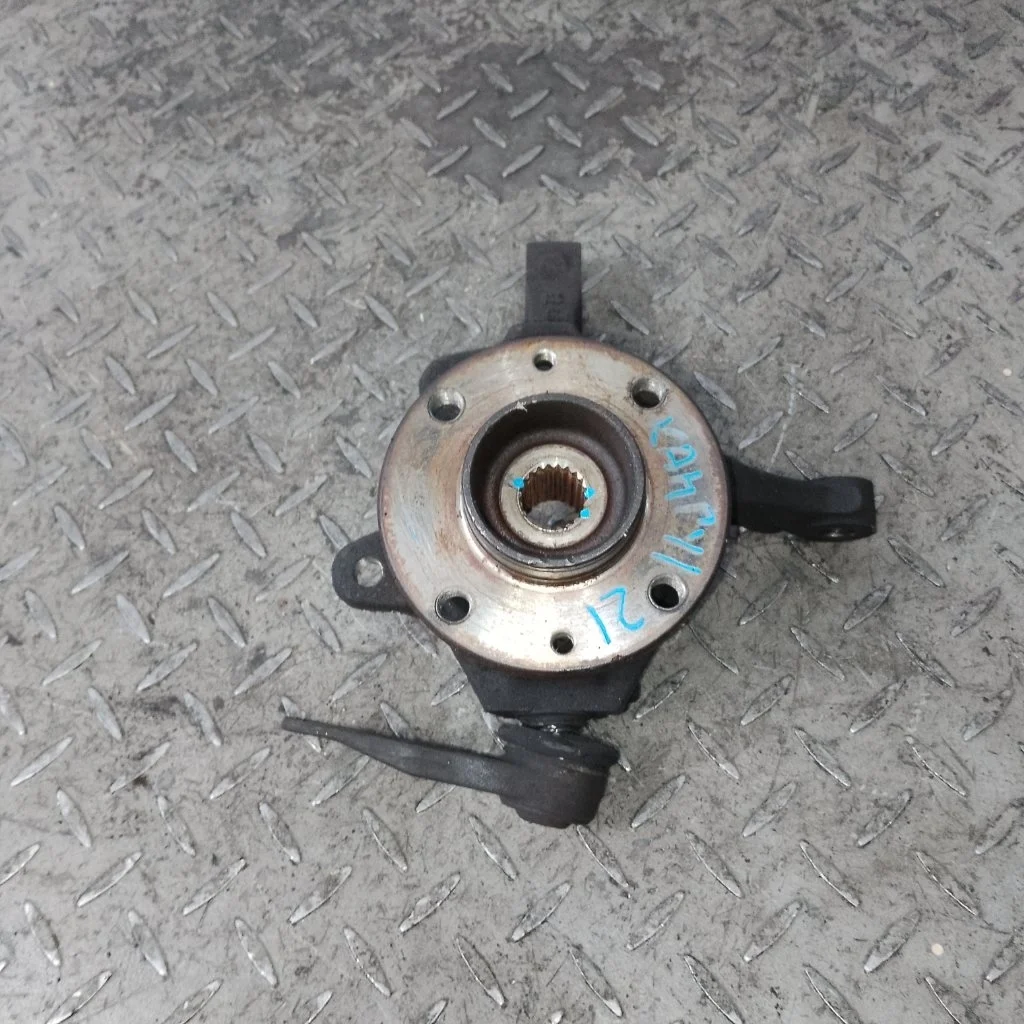 Кулак поворотный Renault Kangoo 8200150222 1, передний левый