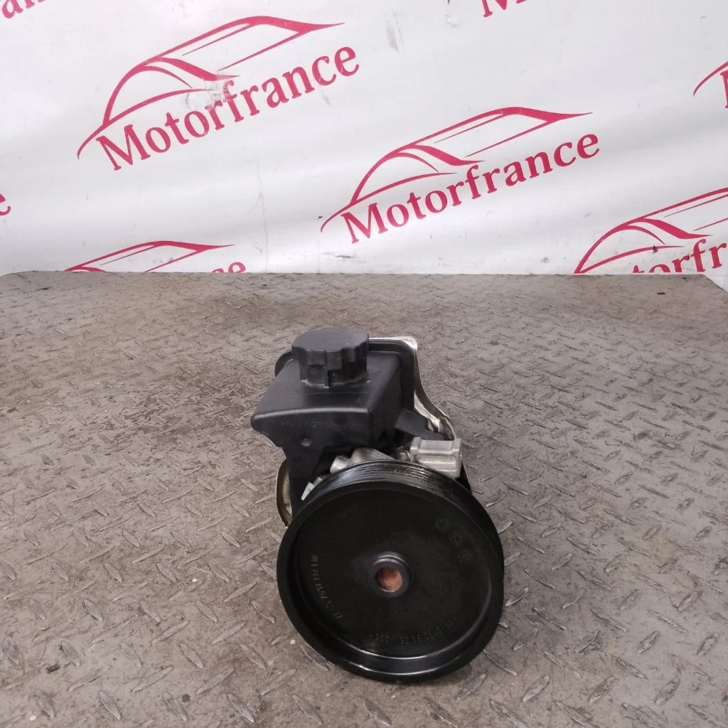 Насос гидроусилителя руля Mercedes-Benz C-Class A0034664101 W203 1.8 M271