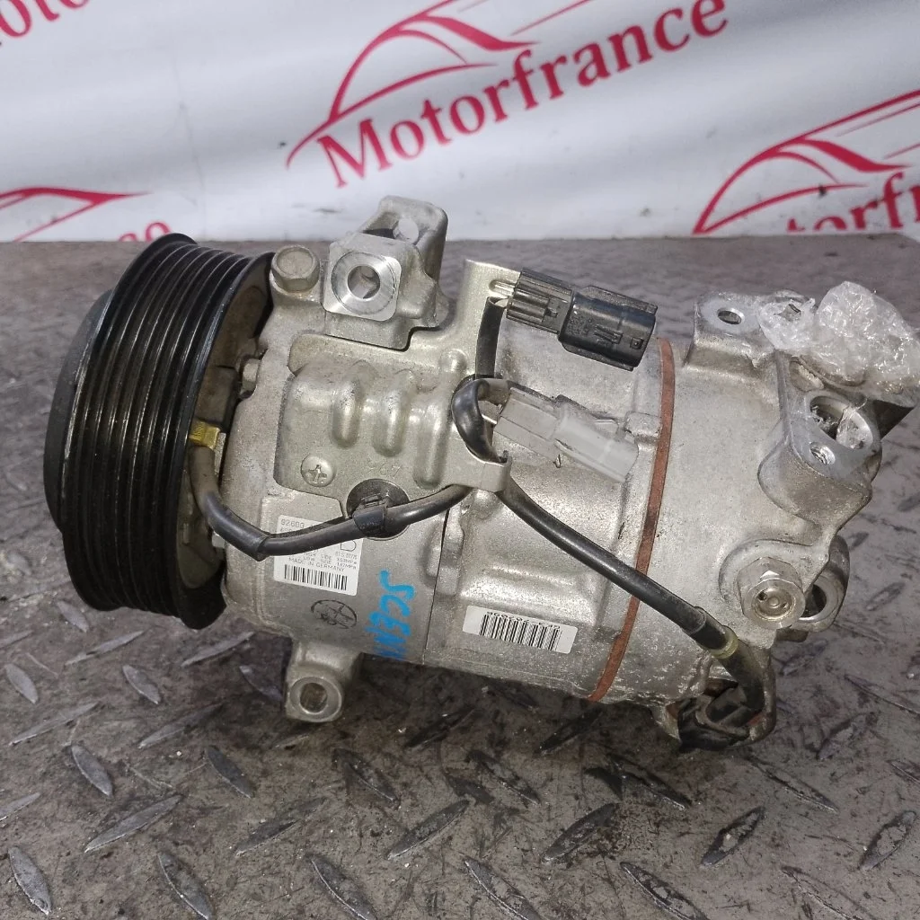Компрессор кондиционера Nissan Qashqai 926004EB0A J11 1.2 HRA2