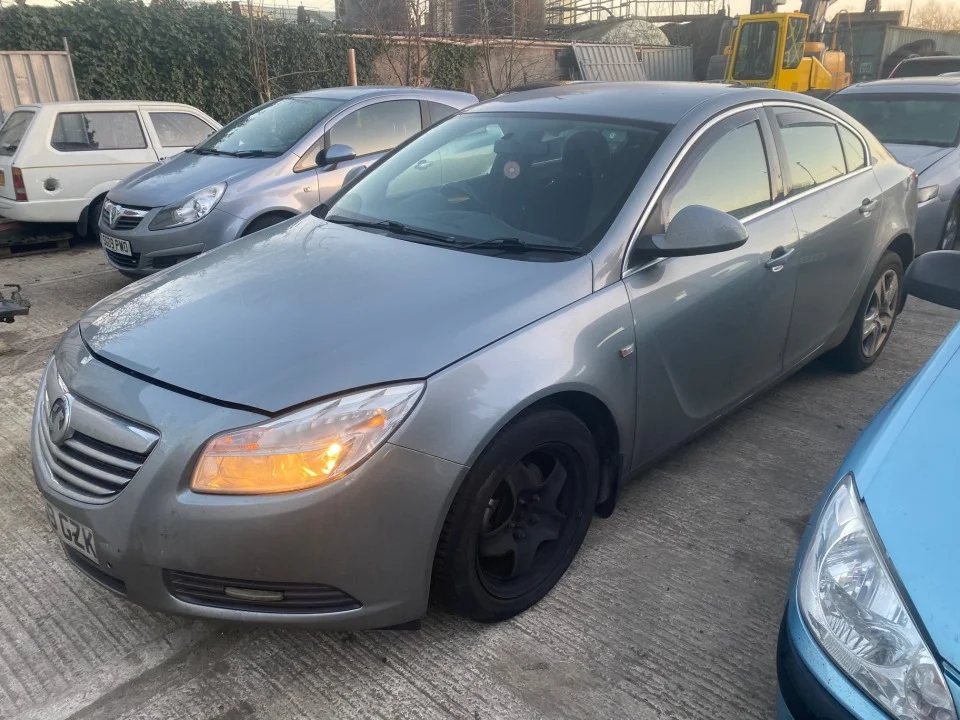 Продажа Opel Insignia 2.0D (130Hp) (A20DTJ) FWD MT по запчастям