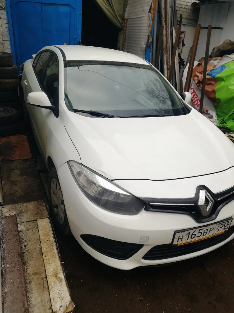 Продажа Renault Fluence 1.6 (106Hp) (K4M 838) FWD MT по запчастям