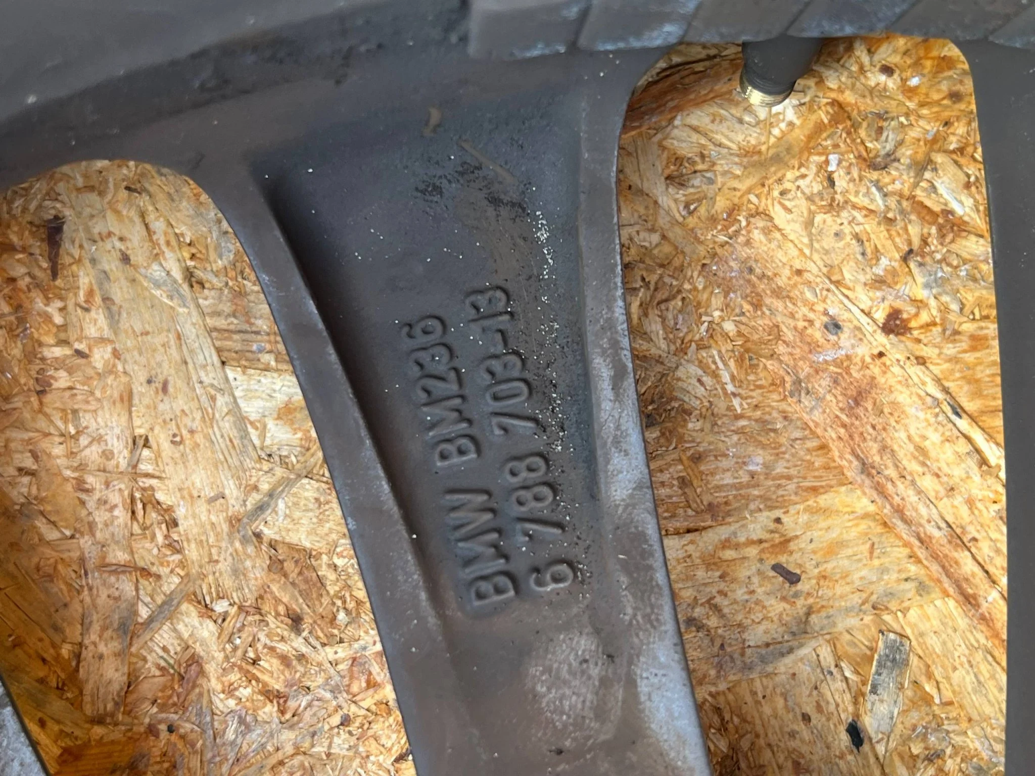 Диск колесный литой BMW 7er F01, F02, F03, F04 2008-2015 Седан (F01, F02, F01 LCI, F02 LCI, F03 LCI, F03, F04) BMW 7er F01, F02, F03, F04 2008-2015