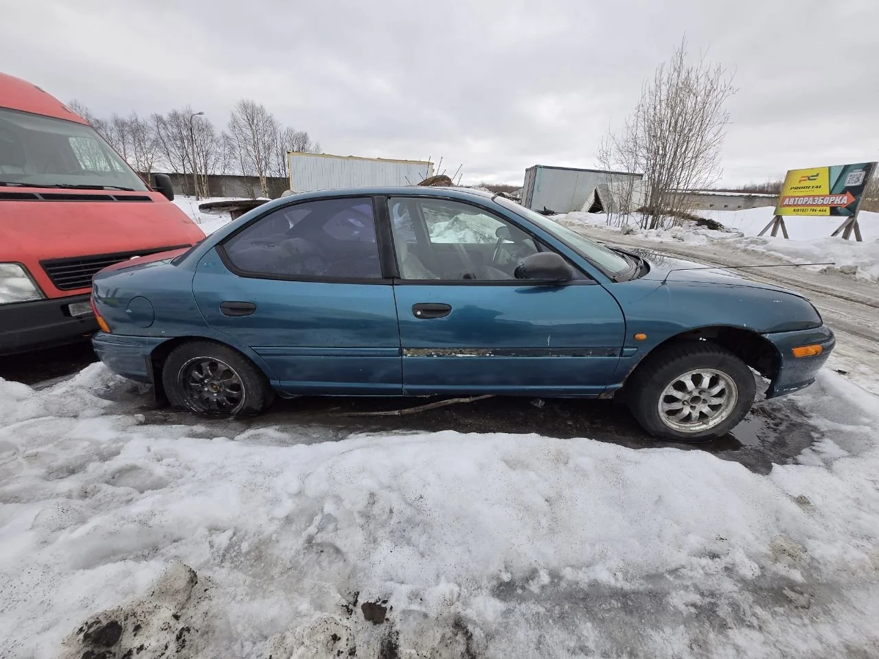 Продажа Chrysler Neon 2.0 (132Hp) (A588) FWD AT по запчастям