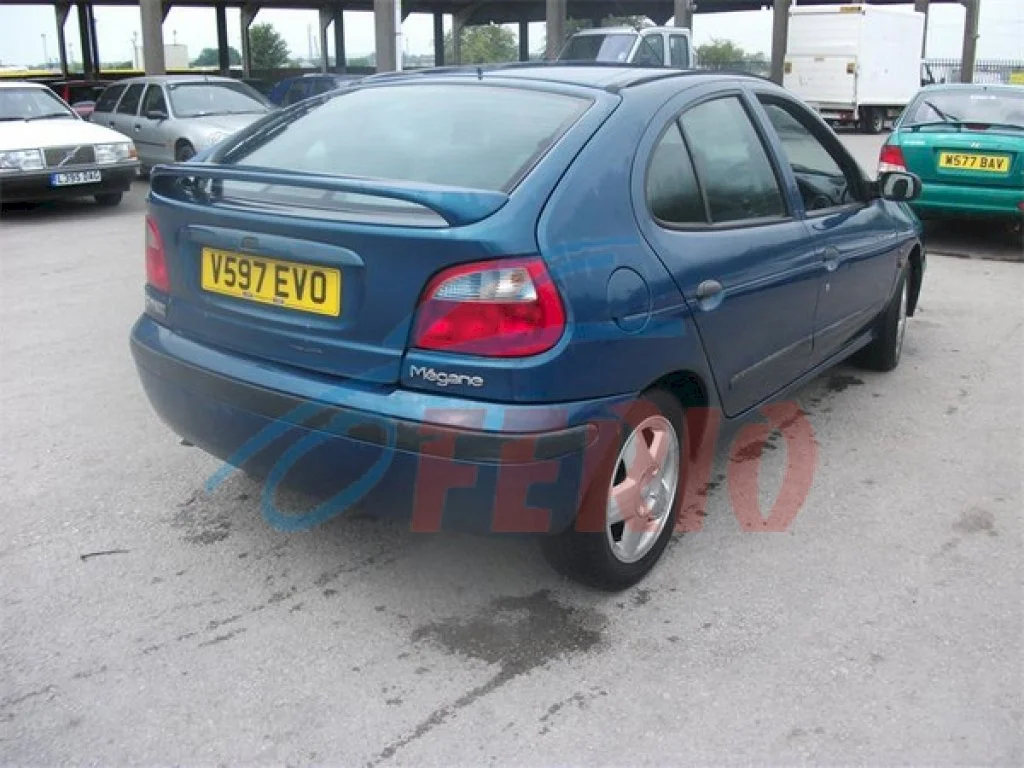 Продажа Renault Megane 1.6 (107Hp) (K4M 704) FWD MT по запчастям