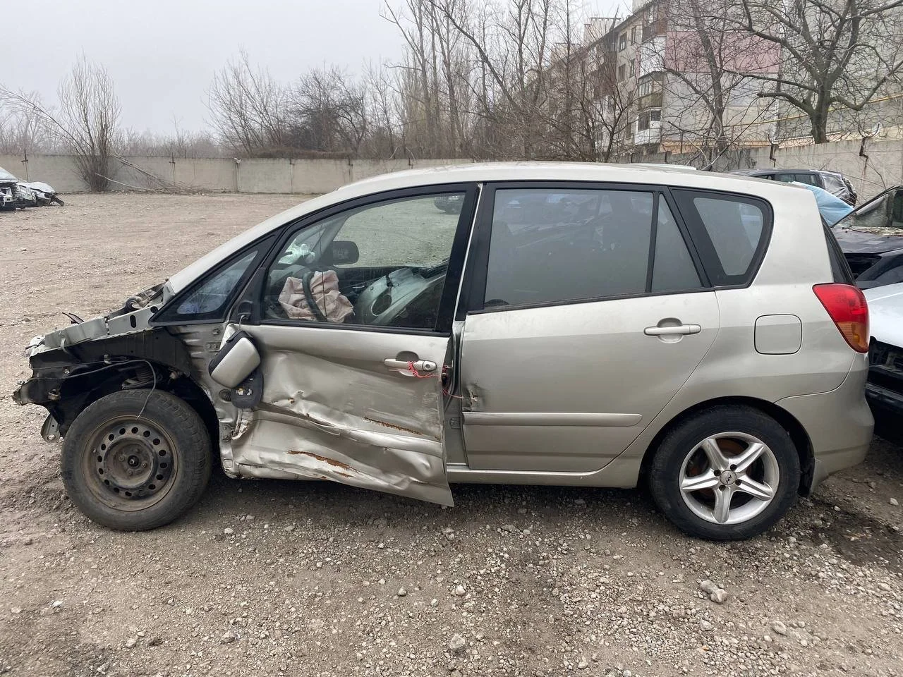 Продажа Toyota Corolla Verso 1.6 (110Hp) (3ZZ-FE) FWD MT по запчастям