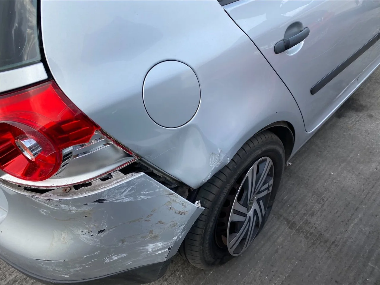 Продажа Volkswagen Golf 1.6 (102Hp) (BSE) FWD MT по запчастям