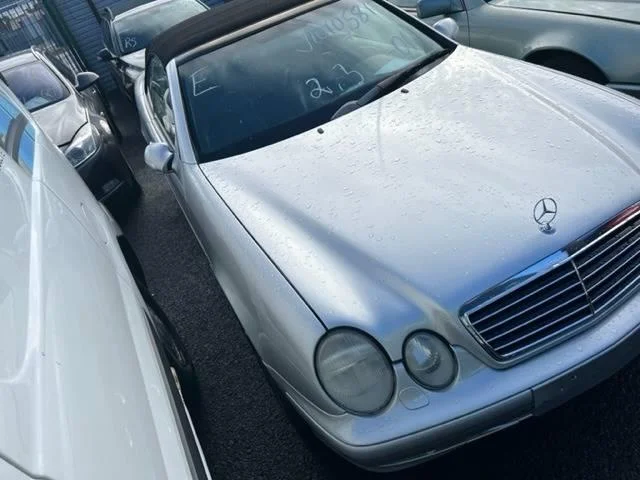 Продажа Mercedes-Benz CLK class 2.3 (197Hp) (111.982) RWD AT по запчастям