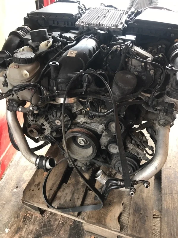 Компрессор кондиционера Mercedes S 2015 A0008306900 W222 M276