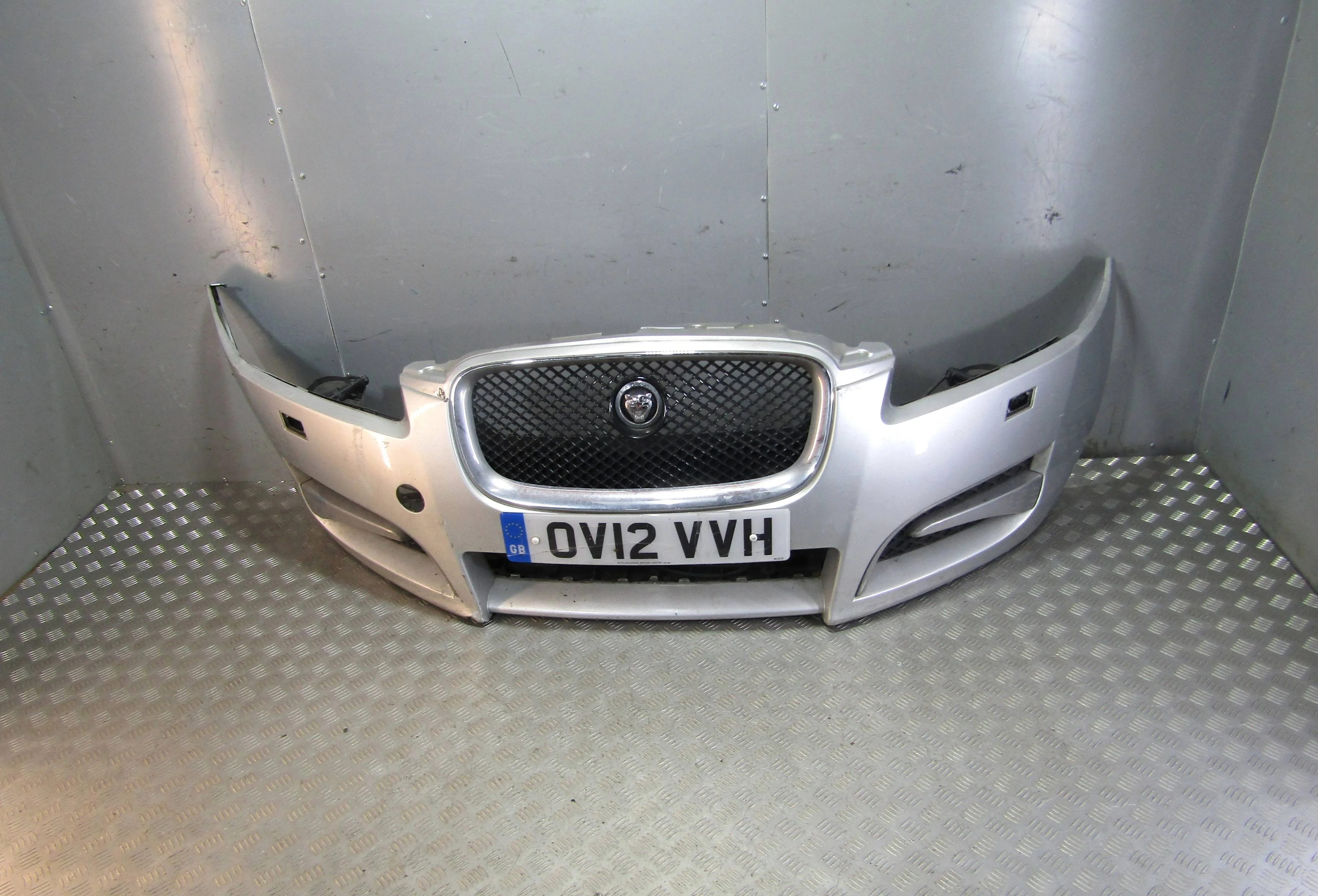 Бампер передний в сборе JAGUAR XF I рестайлинг (2