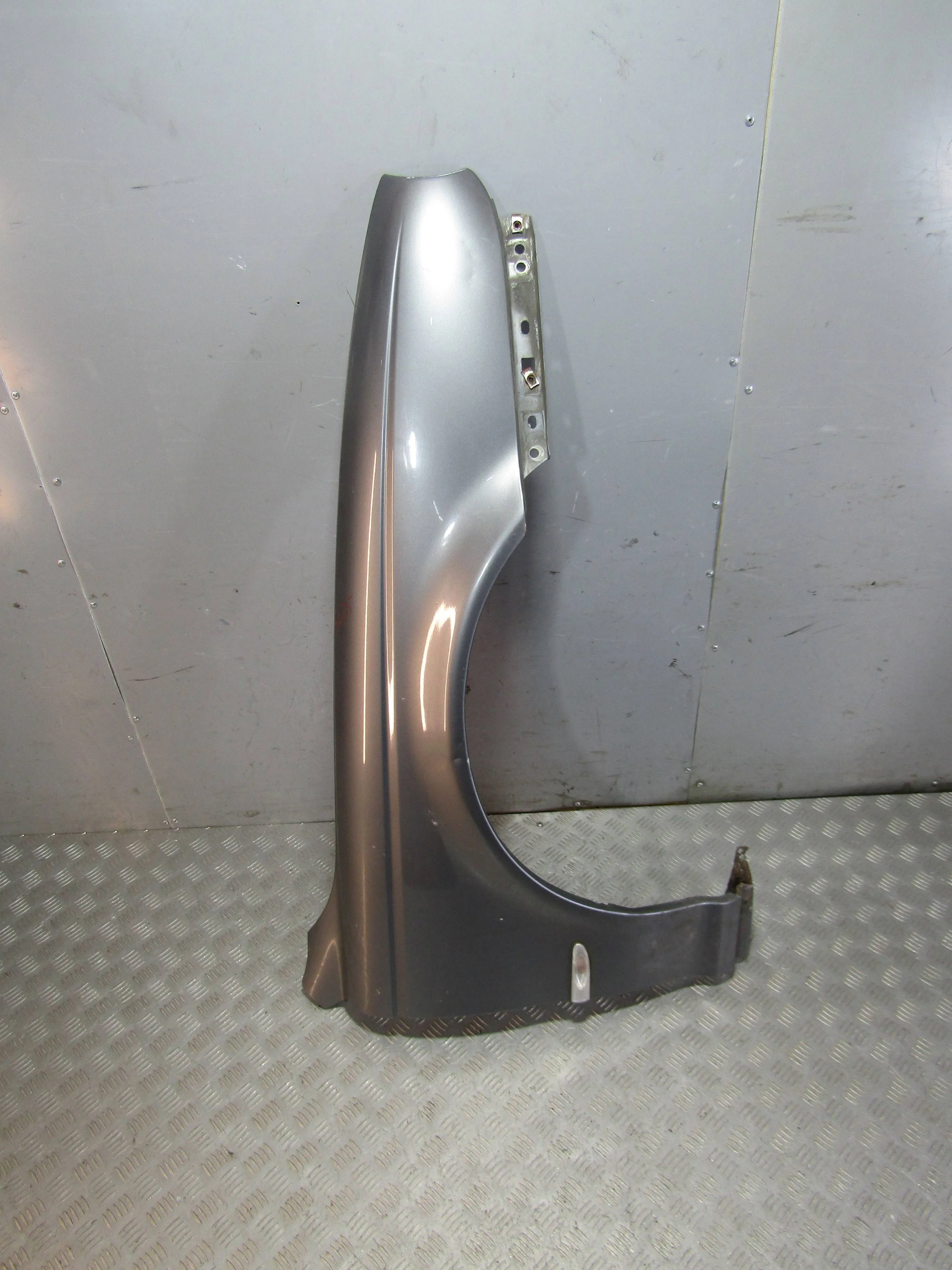 Крыло переднее правое JAGUAR X-type I (2001—2009)