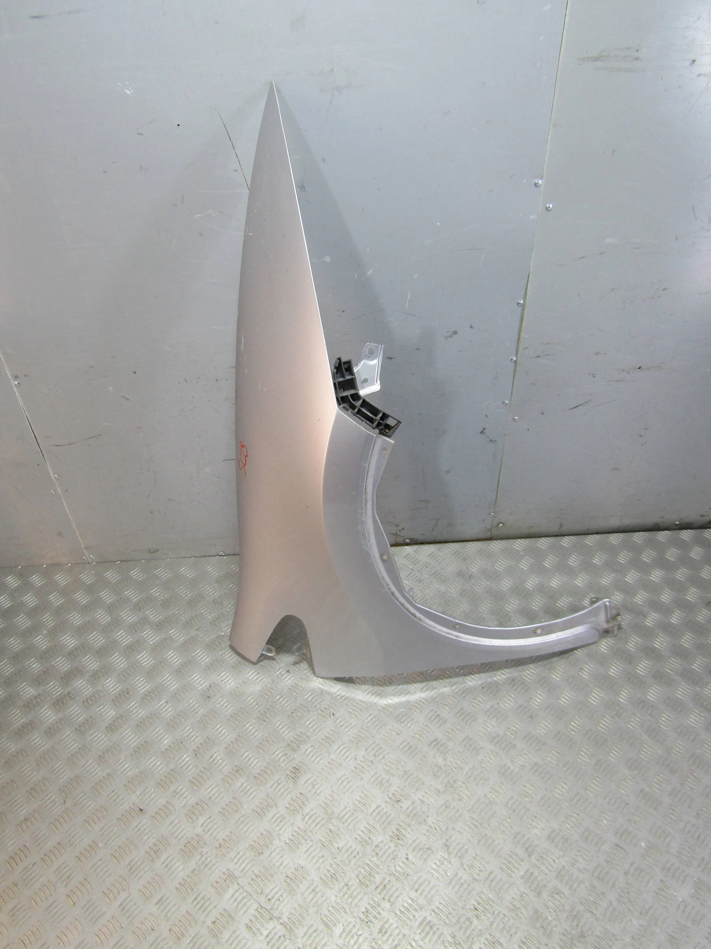 Крыло переднее правое HONDA Civic VIII (2005—2009)