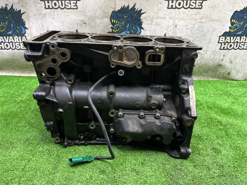 Блок цилиндров AUDI A5 2011 06H103011AP 8T CDN