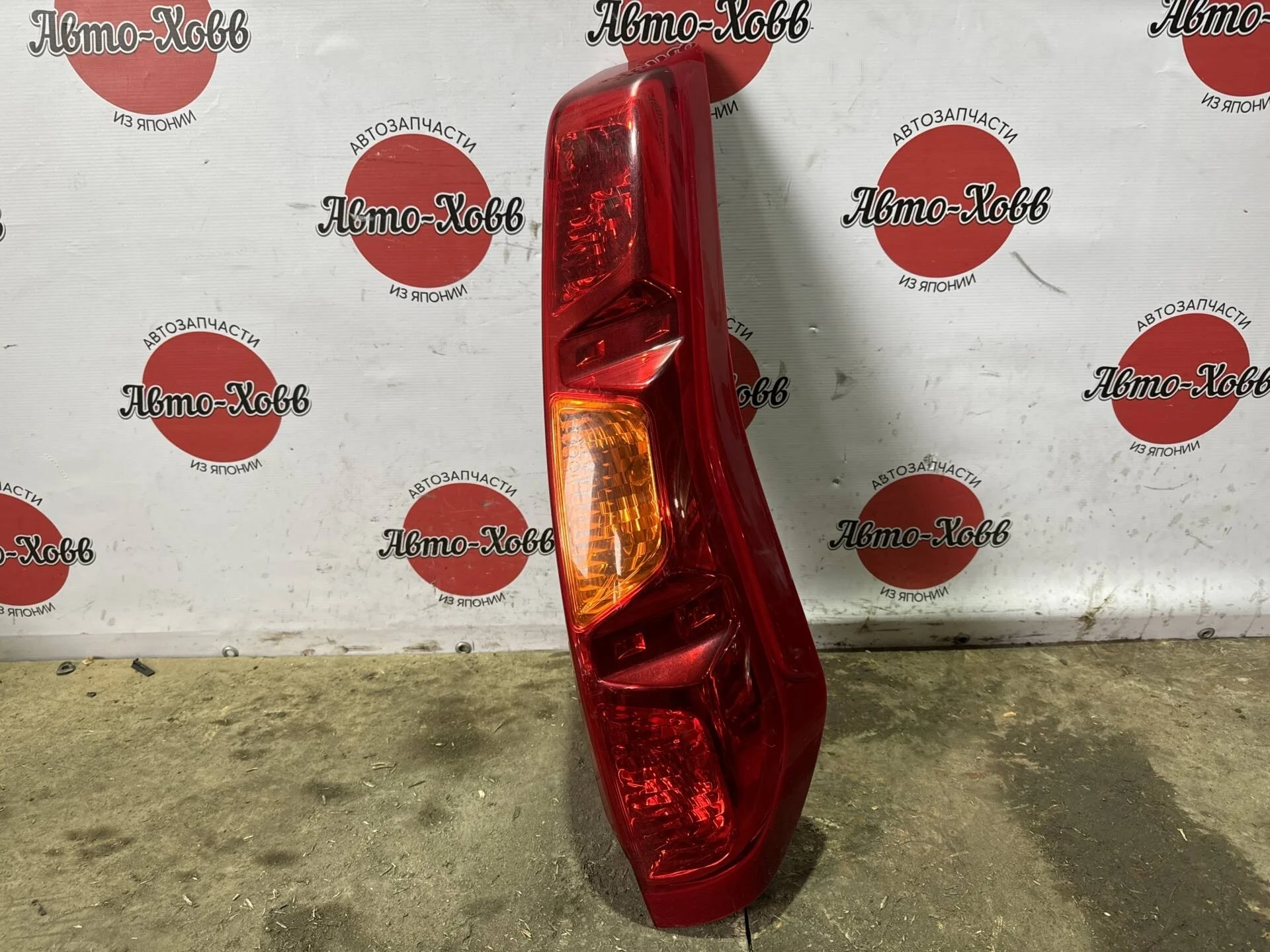 Фонарь задний правый Nissan X-Trail T31