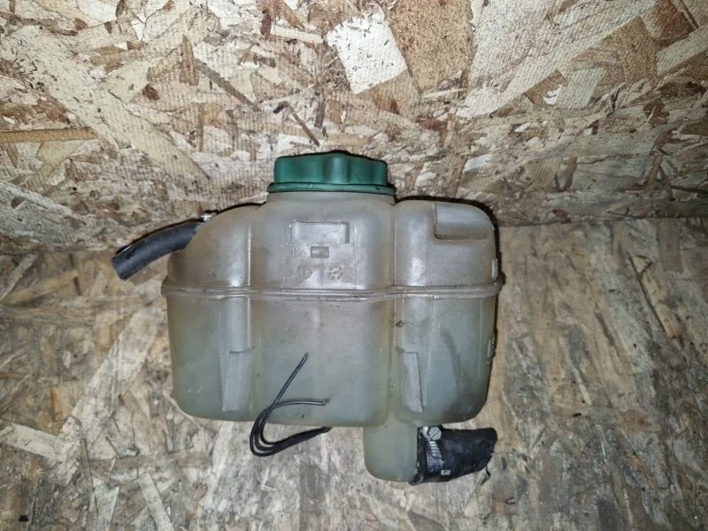 Бачок расширительный Volvo xc90 2005