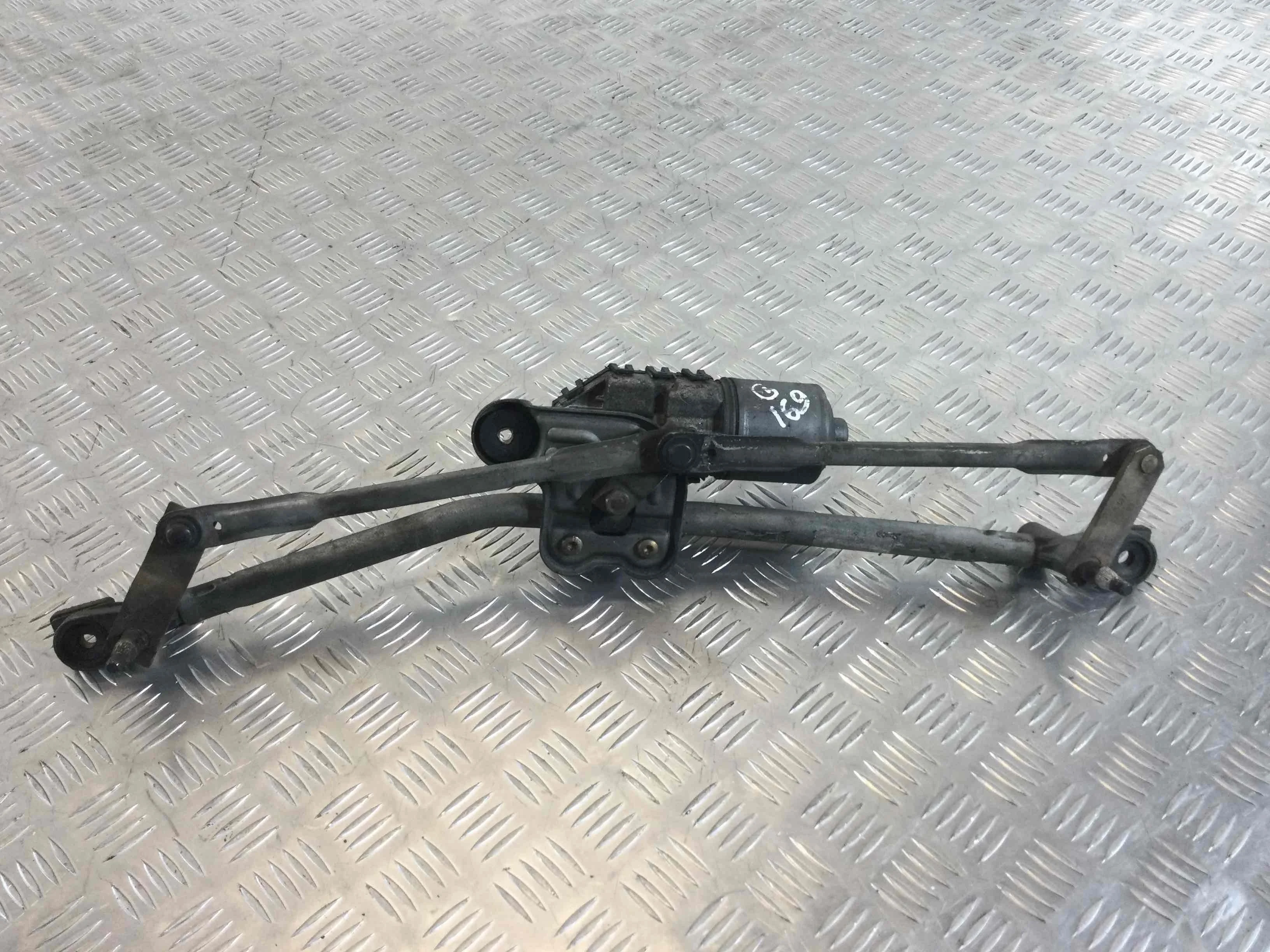 Механизм стеклоочистителя (трапеция дворников) Ford Mondeo Mondeo III 2000 - 2003 бензин 1.8 i Механика Седан