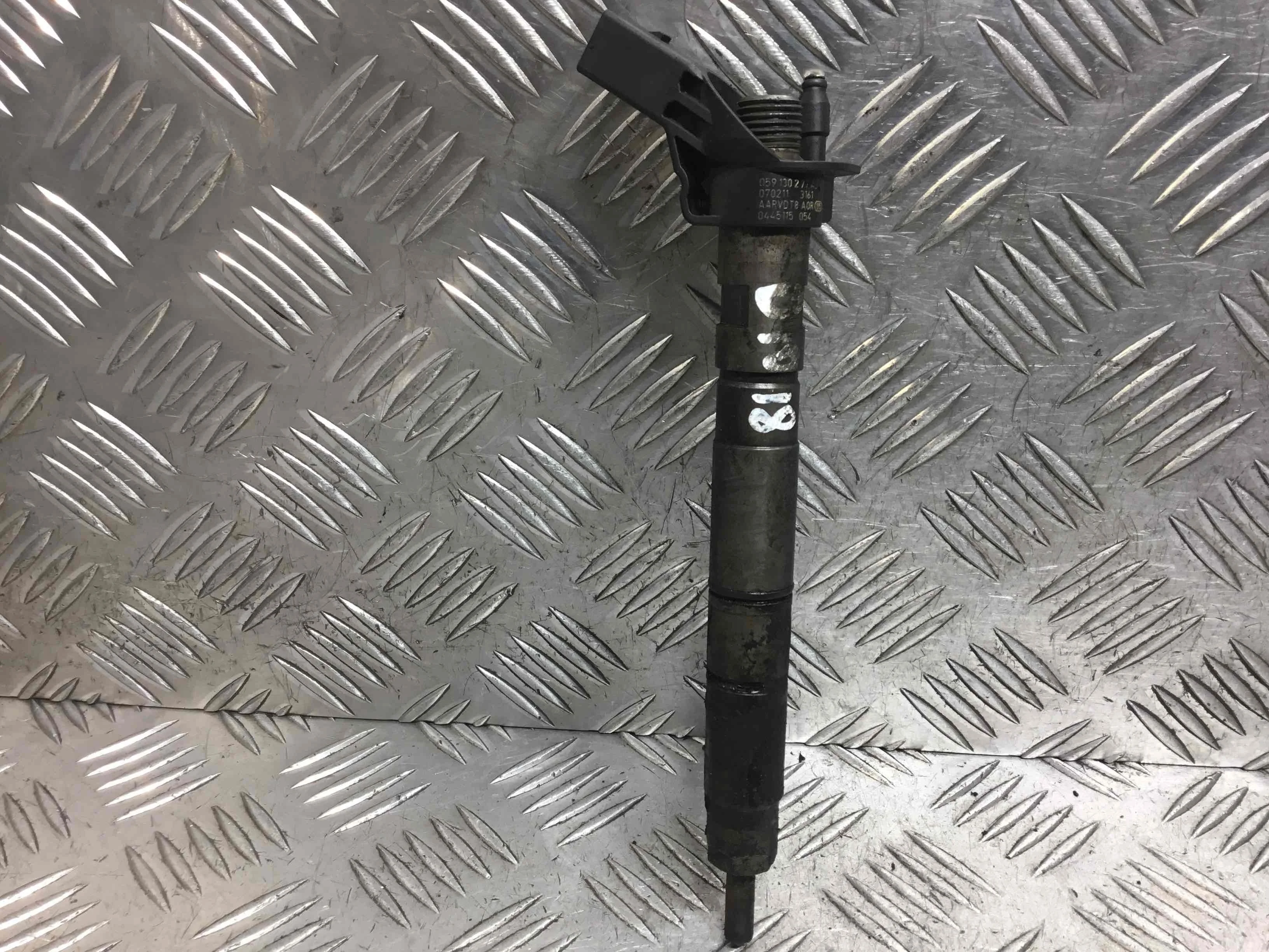 Форсунка Audi A6 C6/4F (2004-2008) дизель 2.7  Механика Седан