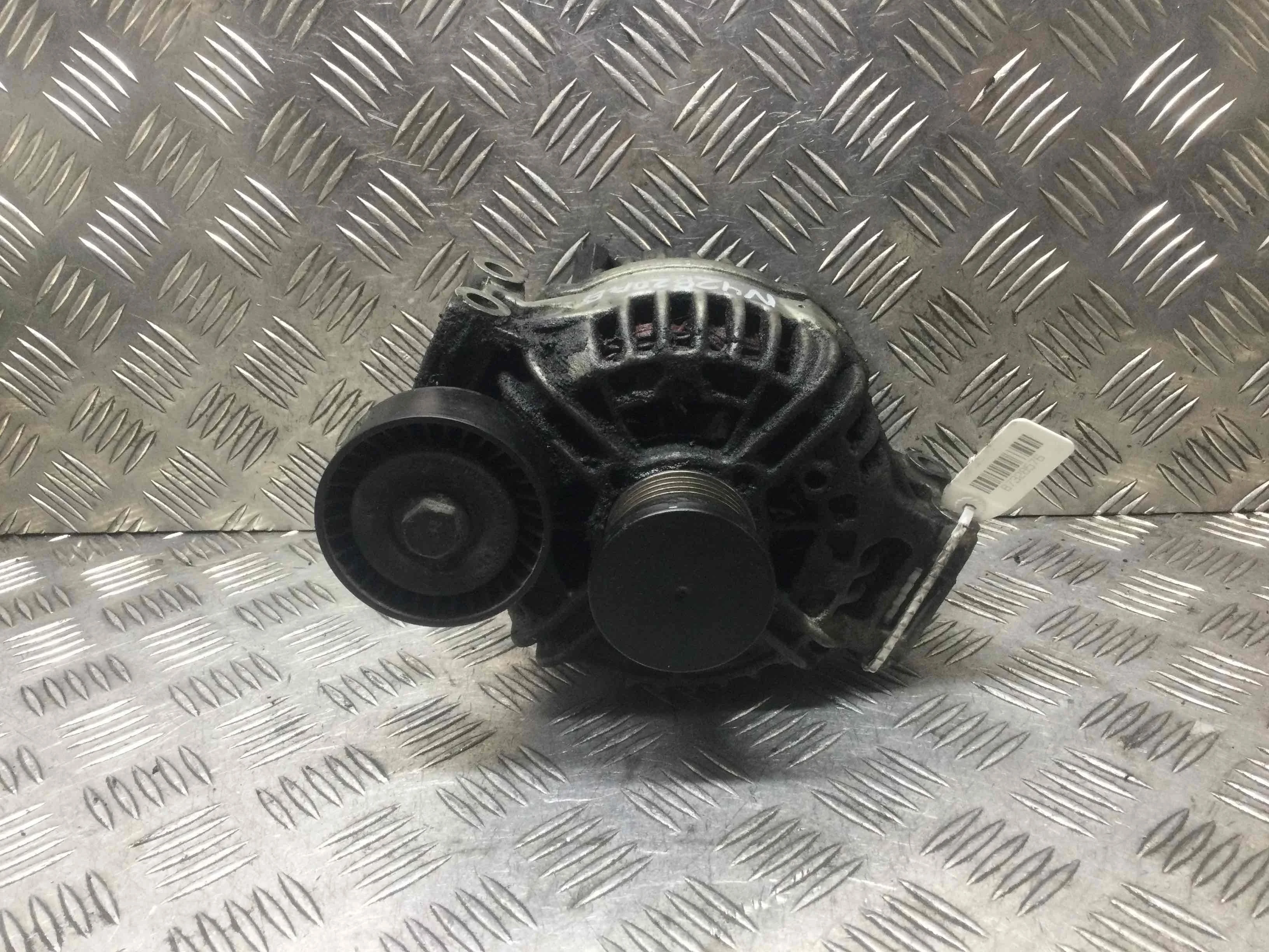 Генератор BMW 3-Series 3-Series E46 1998 - 2006 бензин 2.0 i Механика Седан