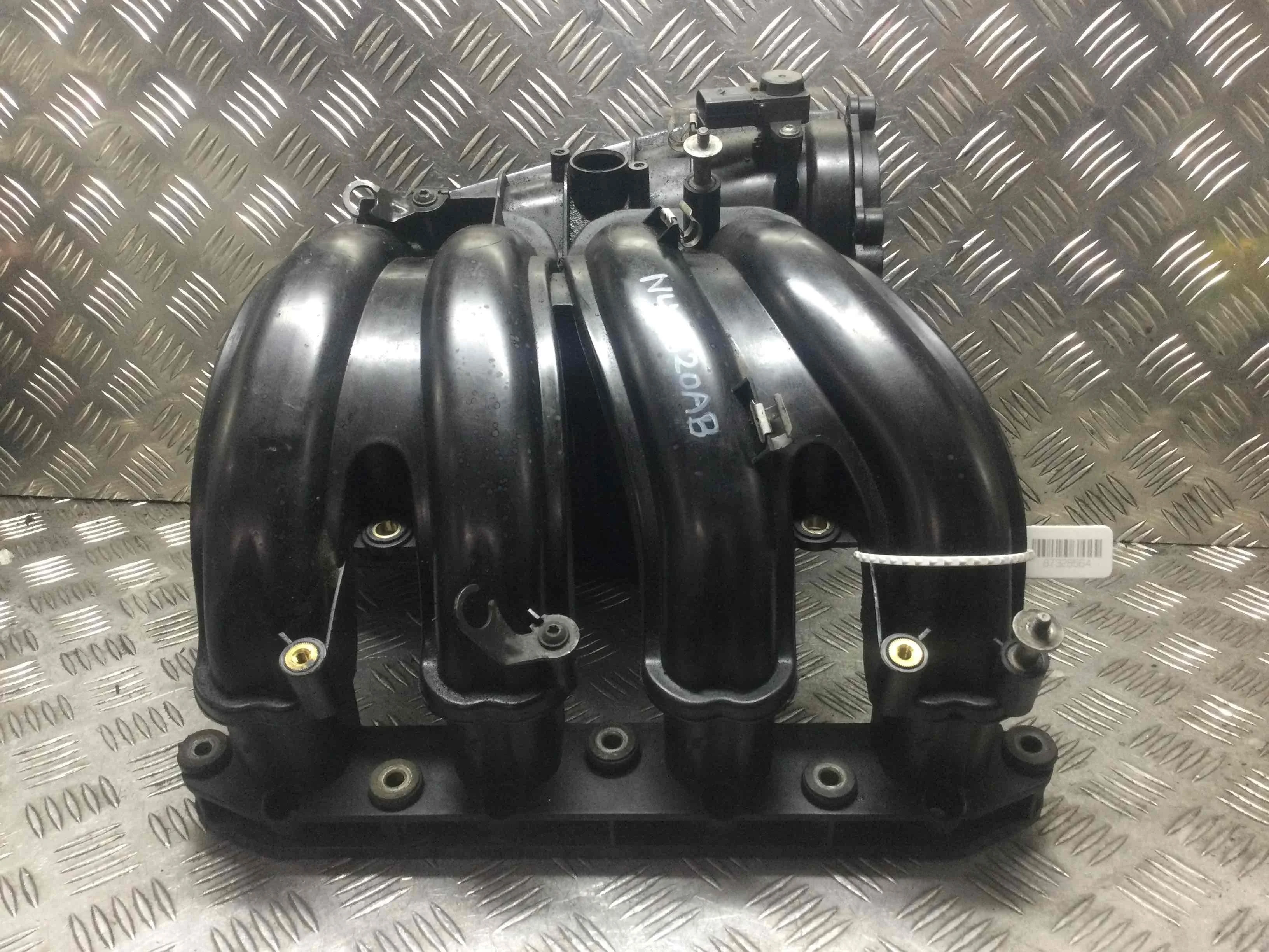 Коллектор впускной BMW 3-Series 3-Series E46 1998 - 2006 бензин 2.0 i Механика Седан