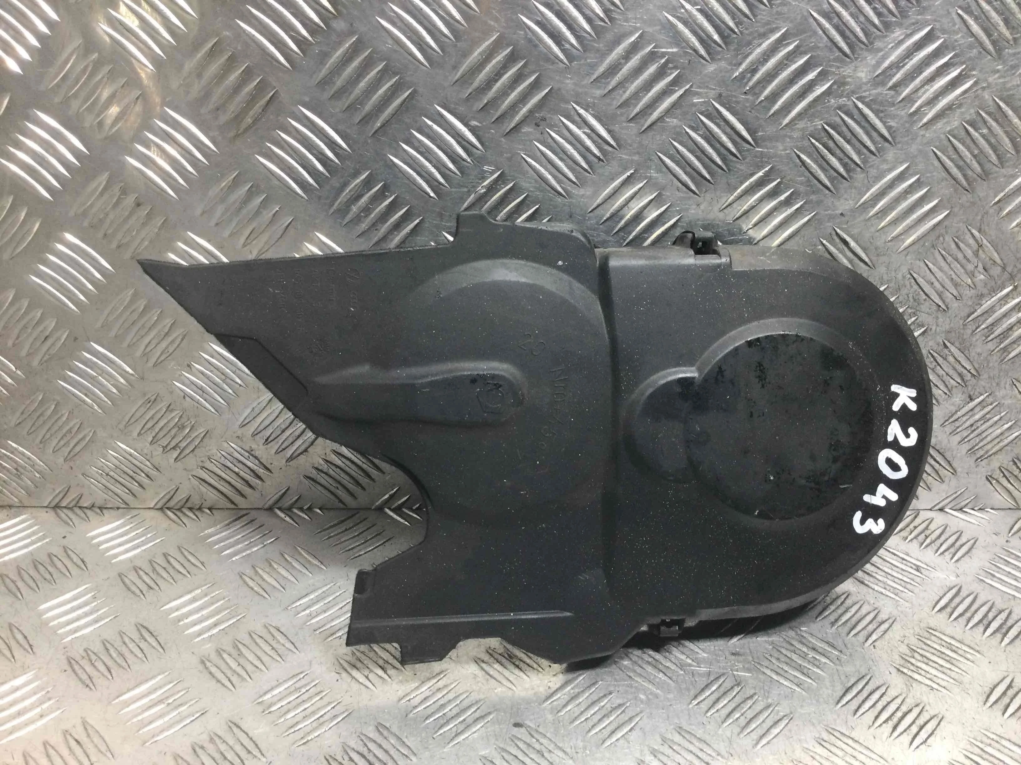 Защита (кожух) ремня ГРМ Volkswagen Golf 5 поколение (2004-2009) дизель 2.0 TDI Автомат Х/б