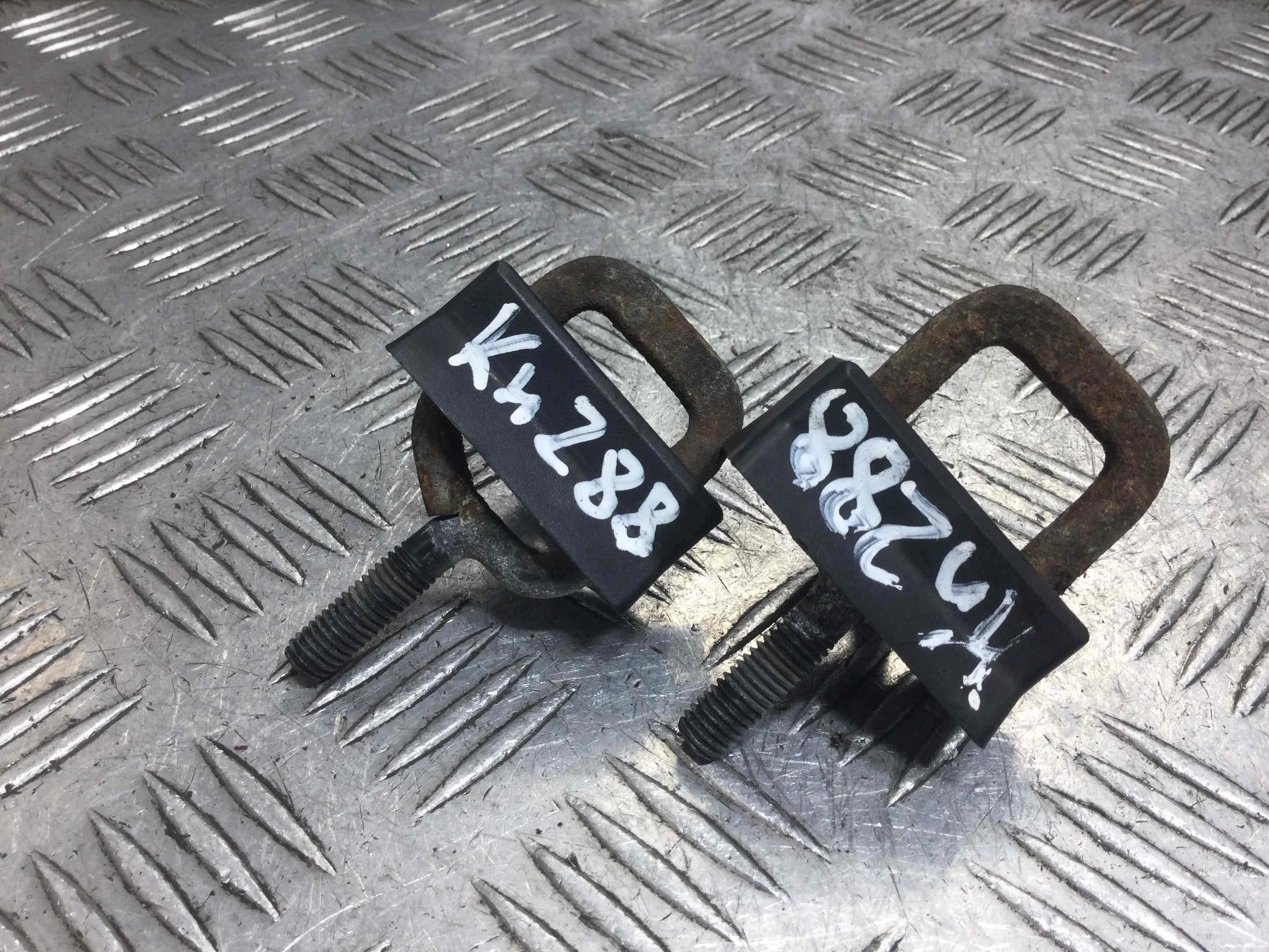 Замок капота BMW X3 E83 (2003-2006) дизель  TD Автомат Кроссовер