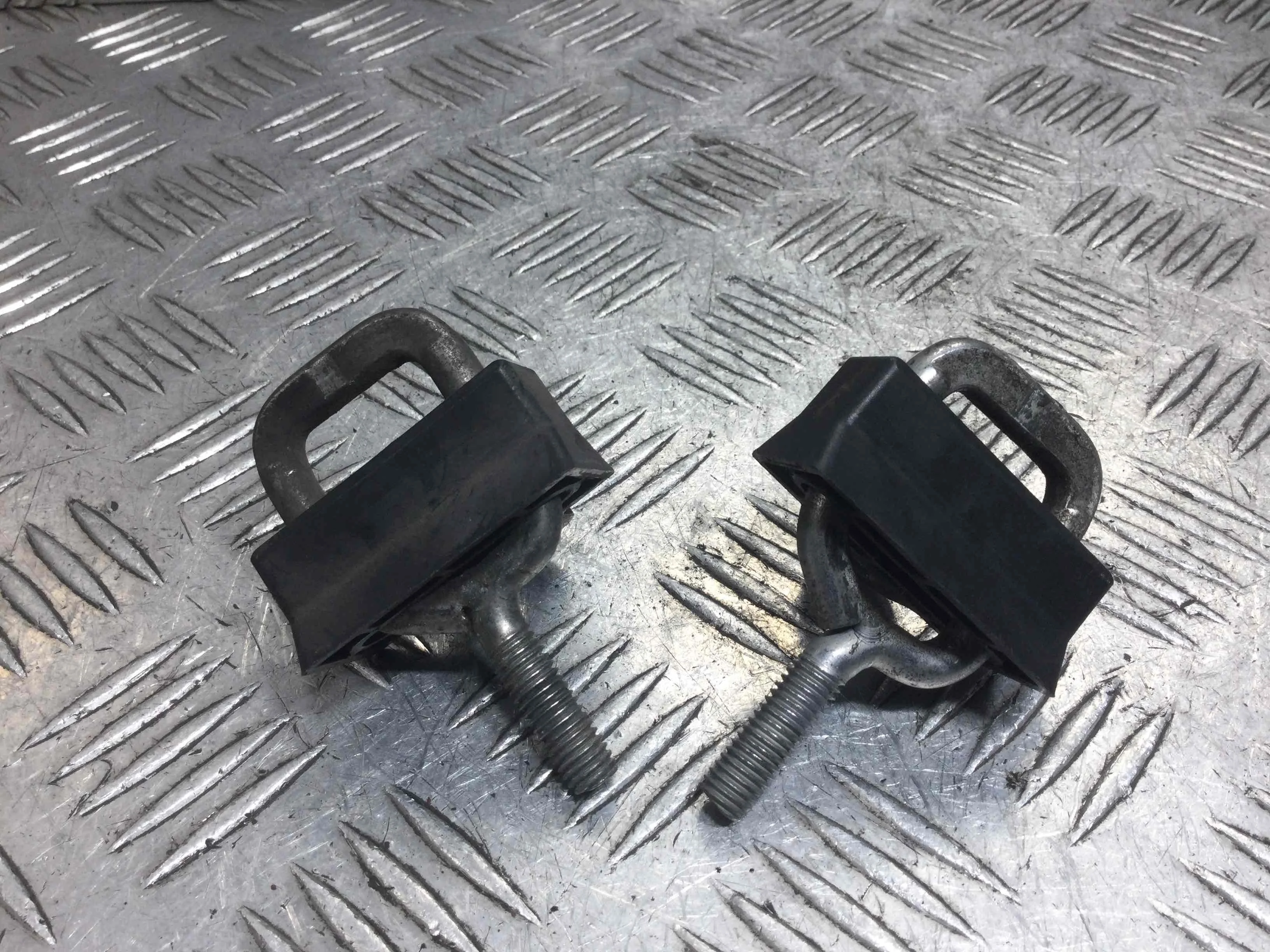 Замок капота BMW X3 E83 (2003-2006) дизель 2.0 TDI Автомат