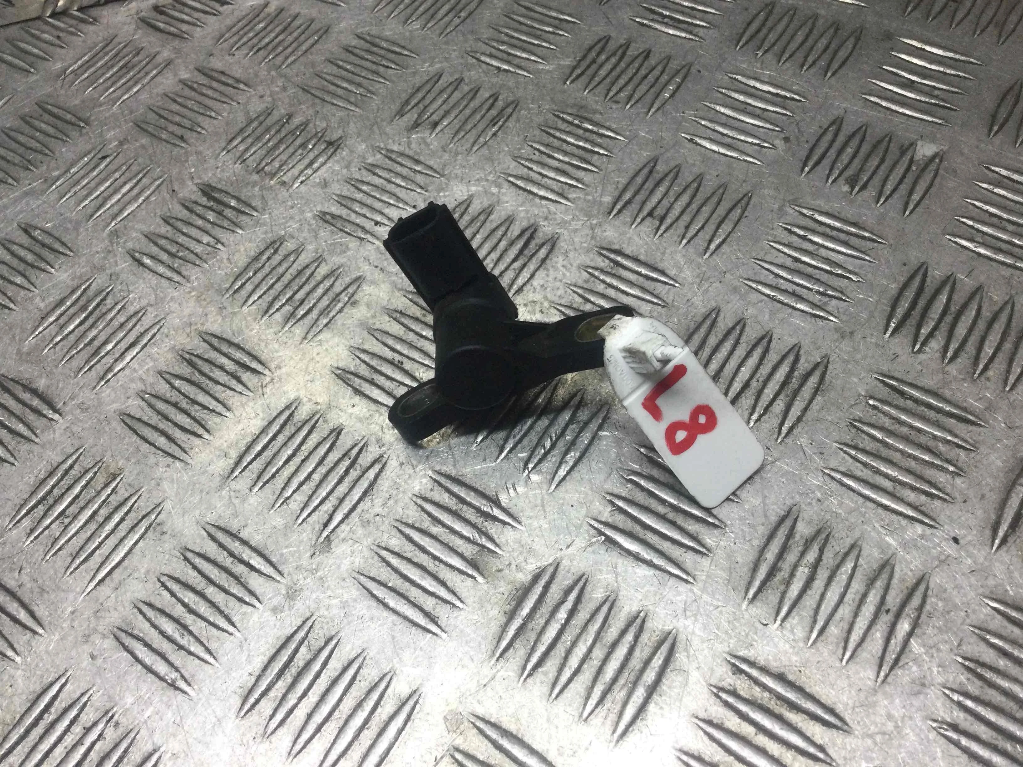 Датчик коленвала Mazda 6 6 I (GG,GY) 2002 - 2007 бензин 1.8 i Механика Седан