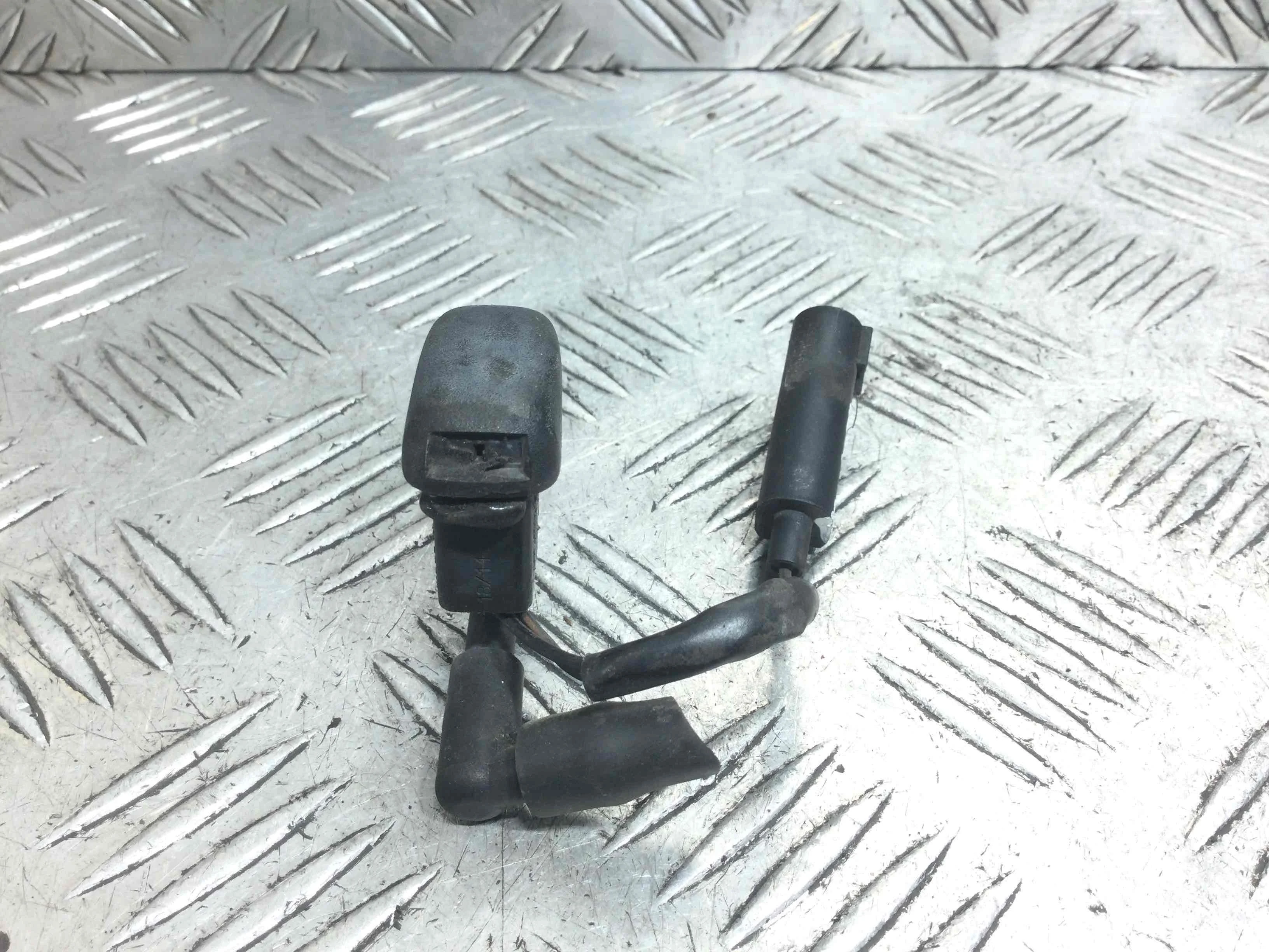 Форсунка омывателя BMW X3 E83 (2003-2006) дизель 2.0 TDI Автомат