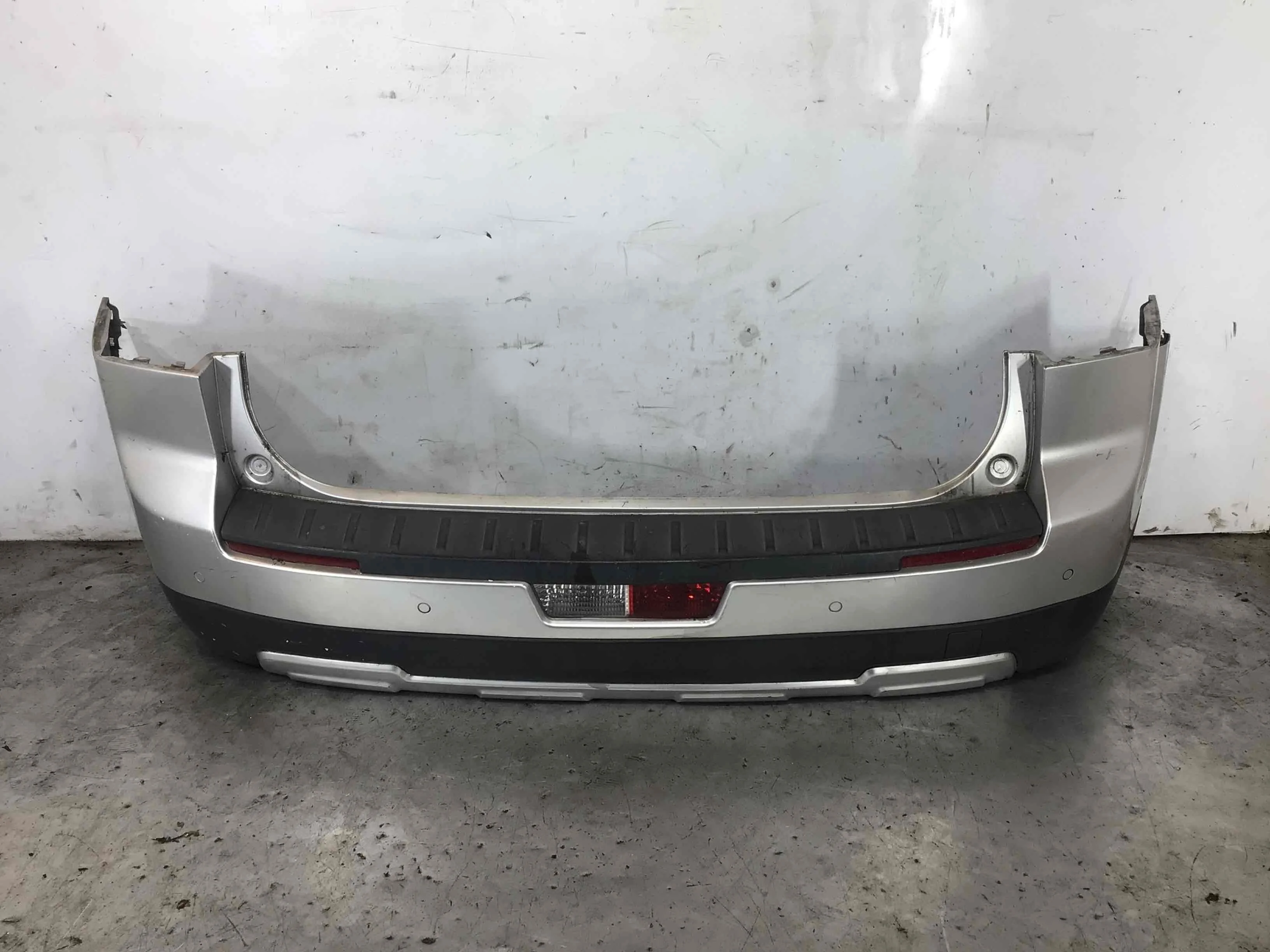 Бампер задний Chevrolet Orlando Orlando 2009 - 2015 дизель 2.0 CRD Автомат Кроссовер