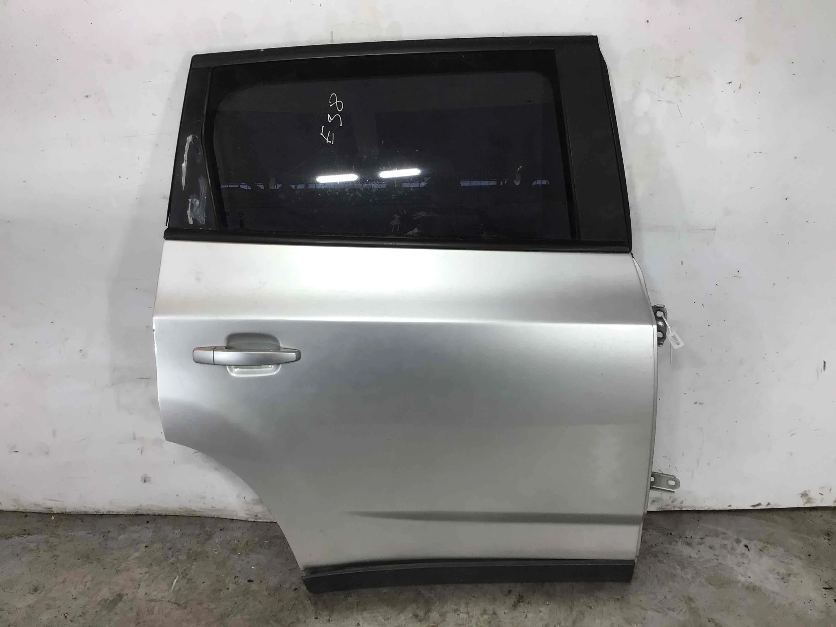 Дверь задняя правая Chevrolet Orlando Orlando 2009 - 2015 дизель 2.0 CRD Автомат Кроссовер