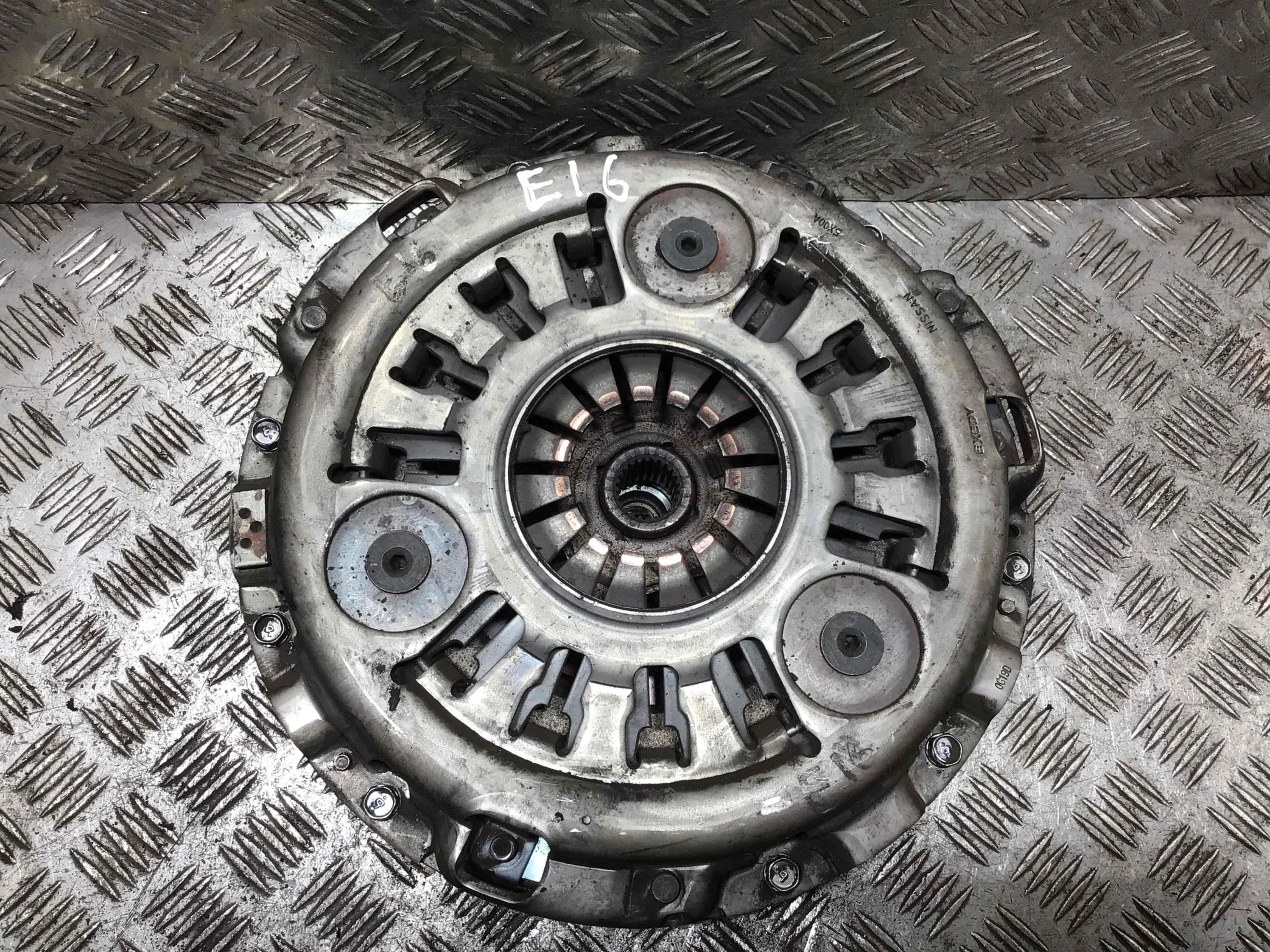 Маховик Nissan Navara D40 (2005-2010) дизель 2.5 TD Механика Внедорожник