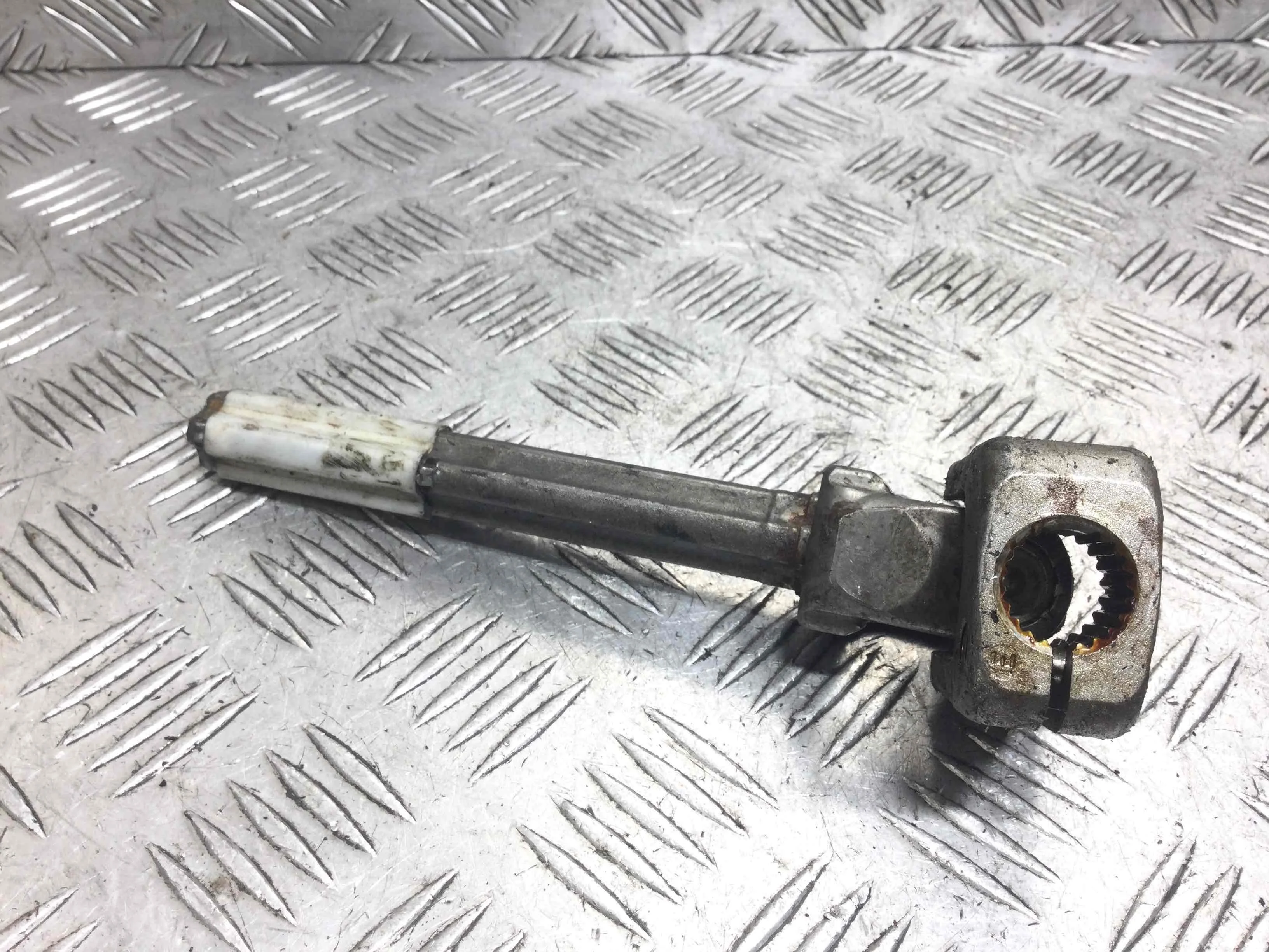 Рулевой карданчик Audi A3 8L (1996-2000) бензин 1.6 i Механика Х/б