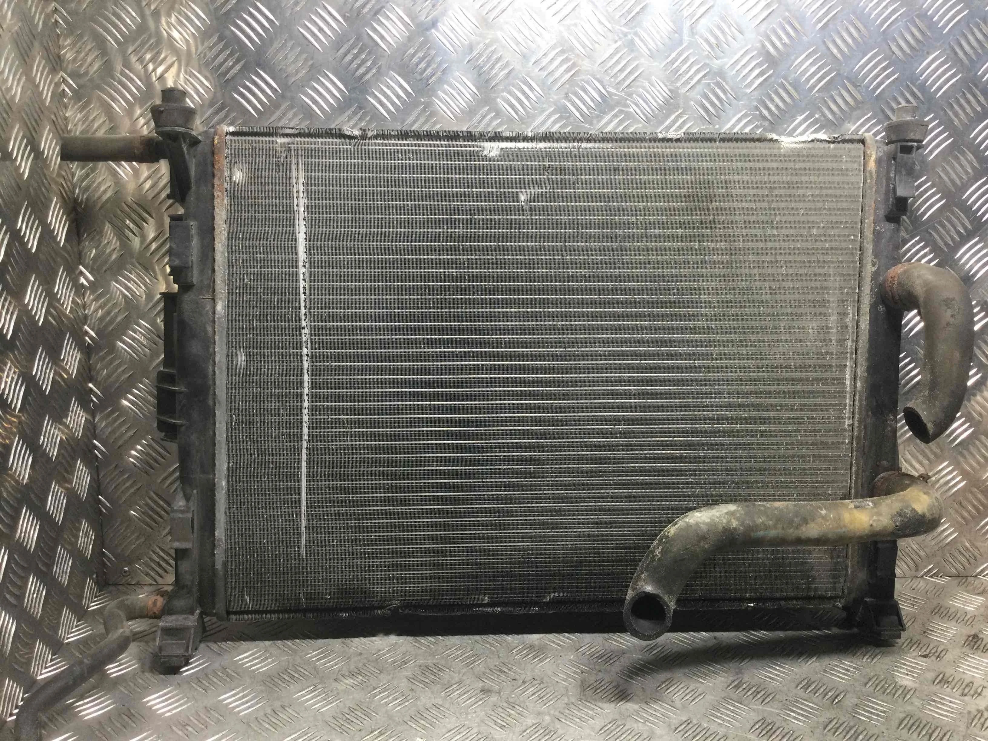 Радиатор (основной) Renault Scenic 2 поколение (2003-2006) бензин 2.0 i Механика Минивэн