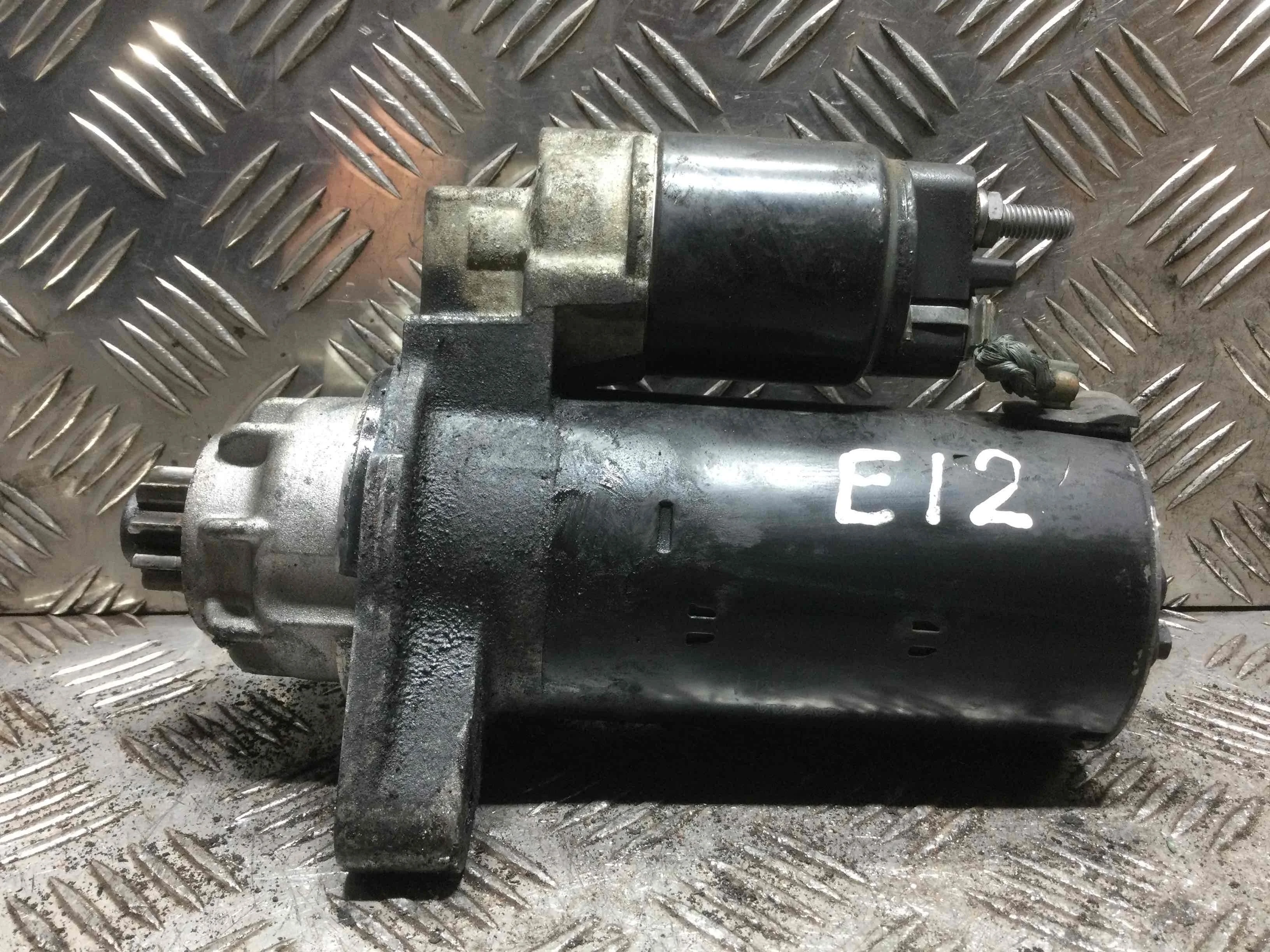 Стартер Volkswagen Touareg 1 поколение 2002-2007 дизель 2.5 TDI Автомат Кроссовер