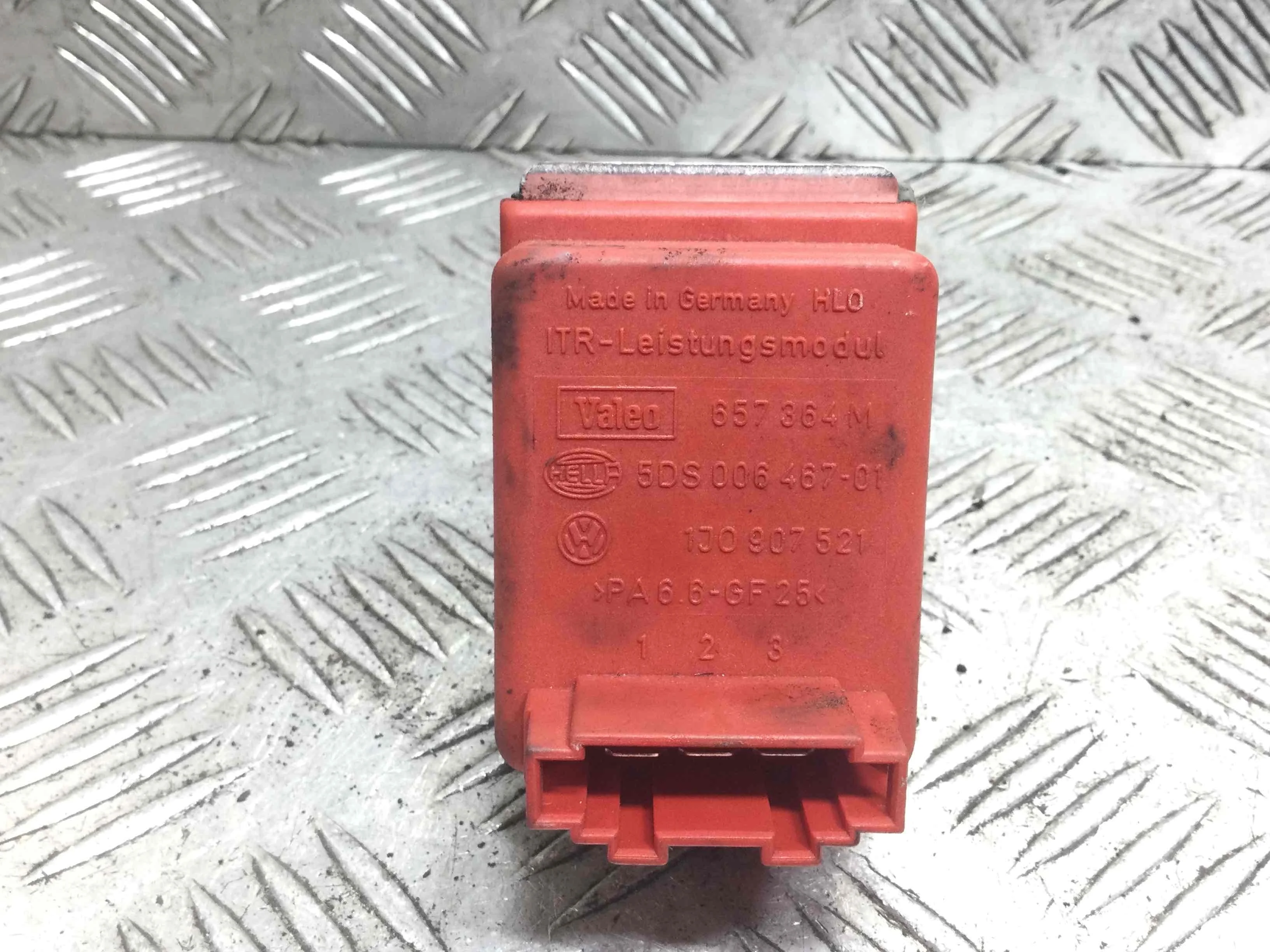 Сопротивление печки Volkswagen Golf 4 поколение (1997-2004) бензин 1.6 i Механика 5-дв, х/б