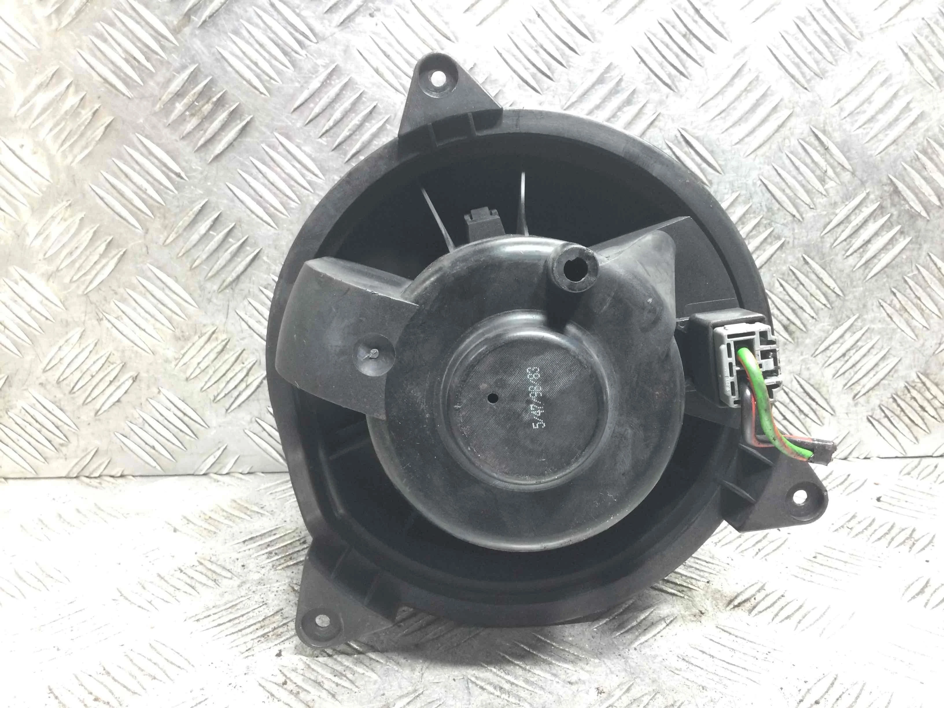 Моторчик печки Ford Focus 1 поколение (1998-2001) бензин 1.6 i Механика Х/б