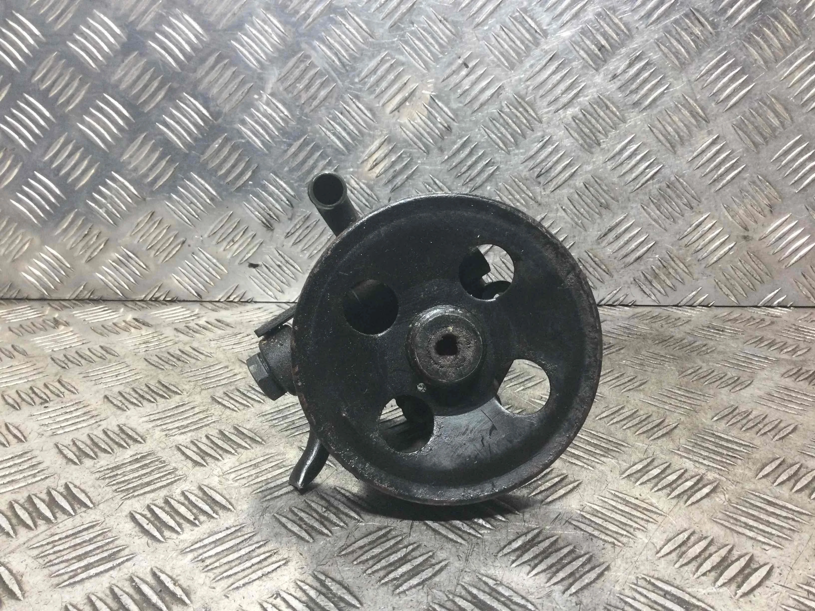 Насос гидроусилителя руля Hyundai Sonata 4 поколение [рестайлинг] (2001-2013) бензин 2.4 i Автомат Седан