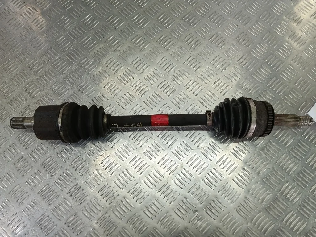 Привод передний левый Hyundai GETZ I (2002—2005)