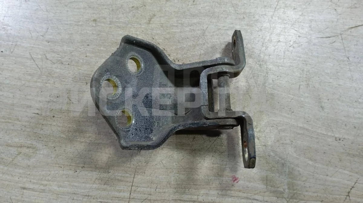 Петля двери пер левой Хендай Соната 4  (EF)